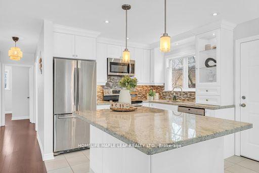 Photo 7 of 12 Abbey Road, Brampton, Brampton East — HOMEH