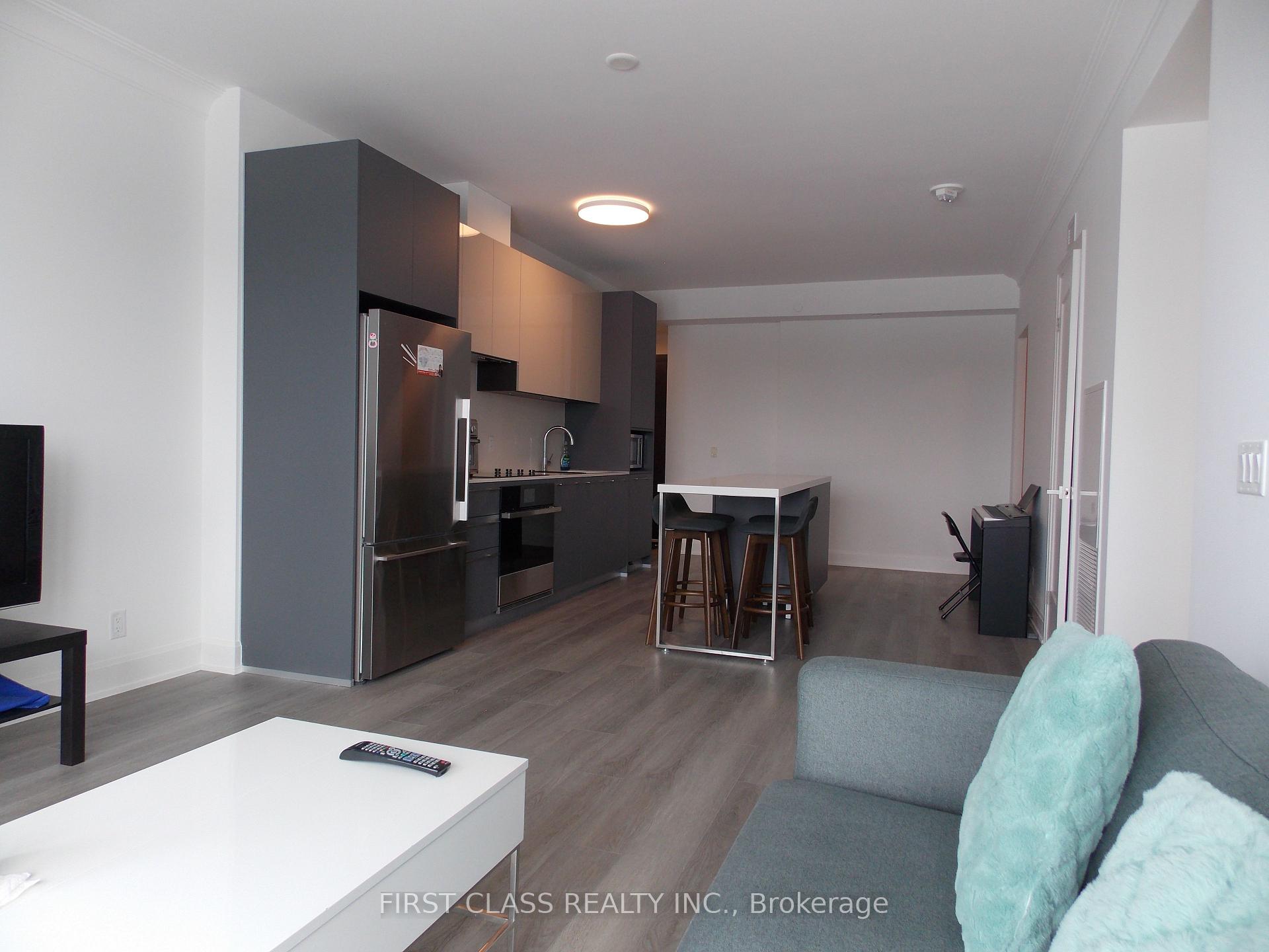 Photo 3 of Unit 1605, 8 Water Walk Drive, Markham, Unionville — HOMEH