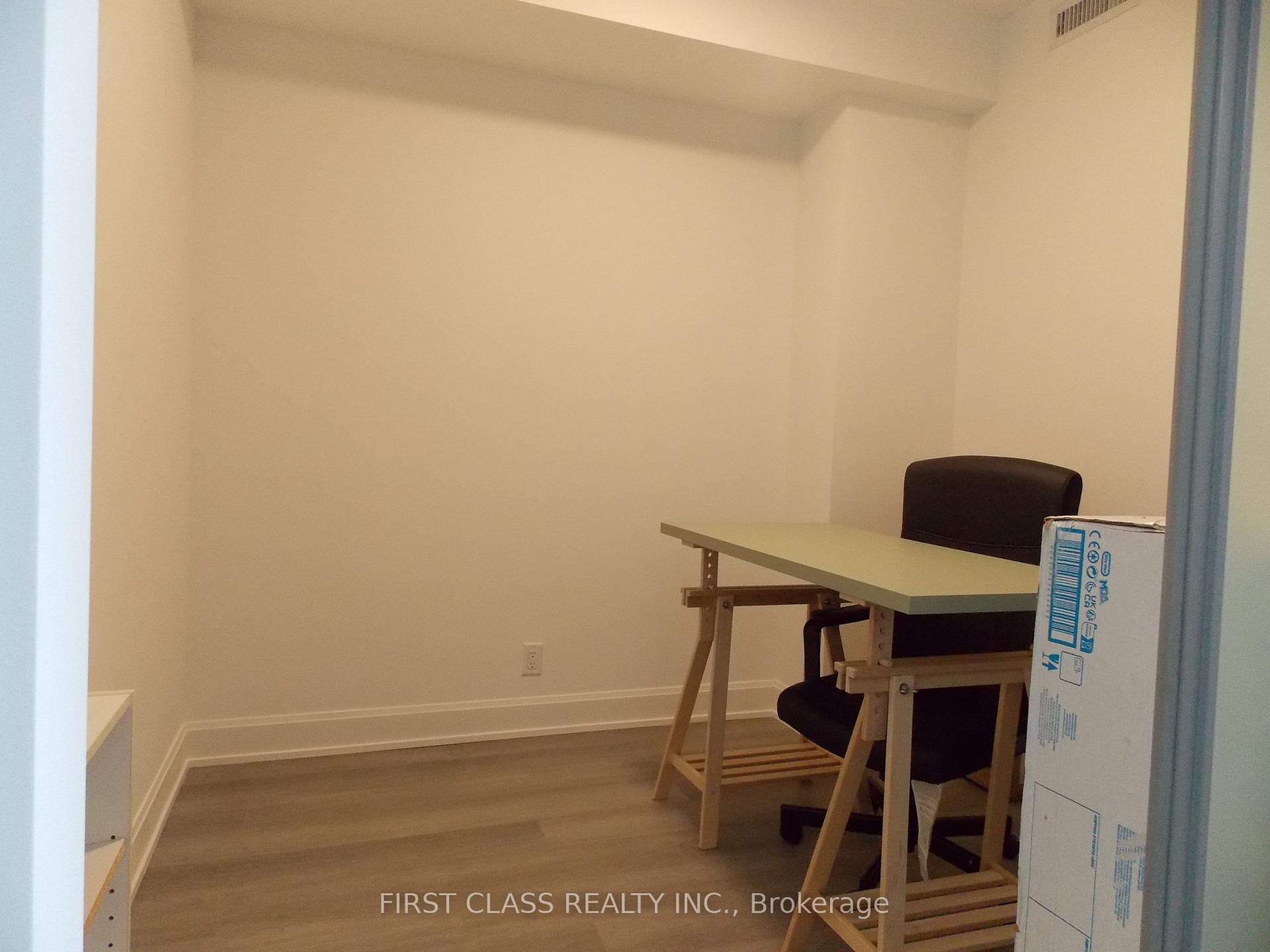 Photo 5 of Unit 1605, 8 Water Walk Drive, Markham, Unionville — HOMEH
