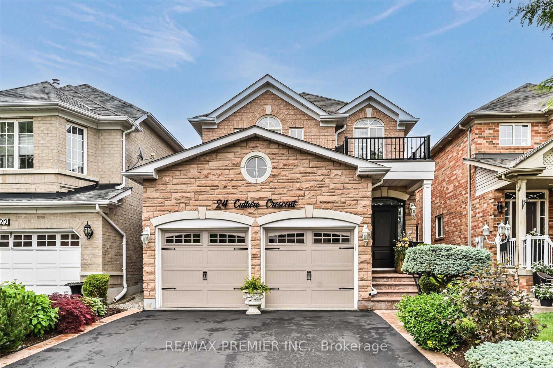 Photo 1 of 24 Culture Crescent, Brampton, Fletcher's Creek Village — HOMEH