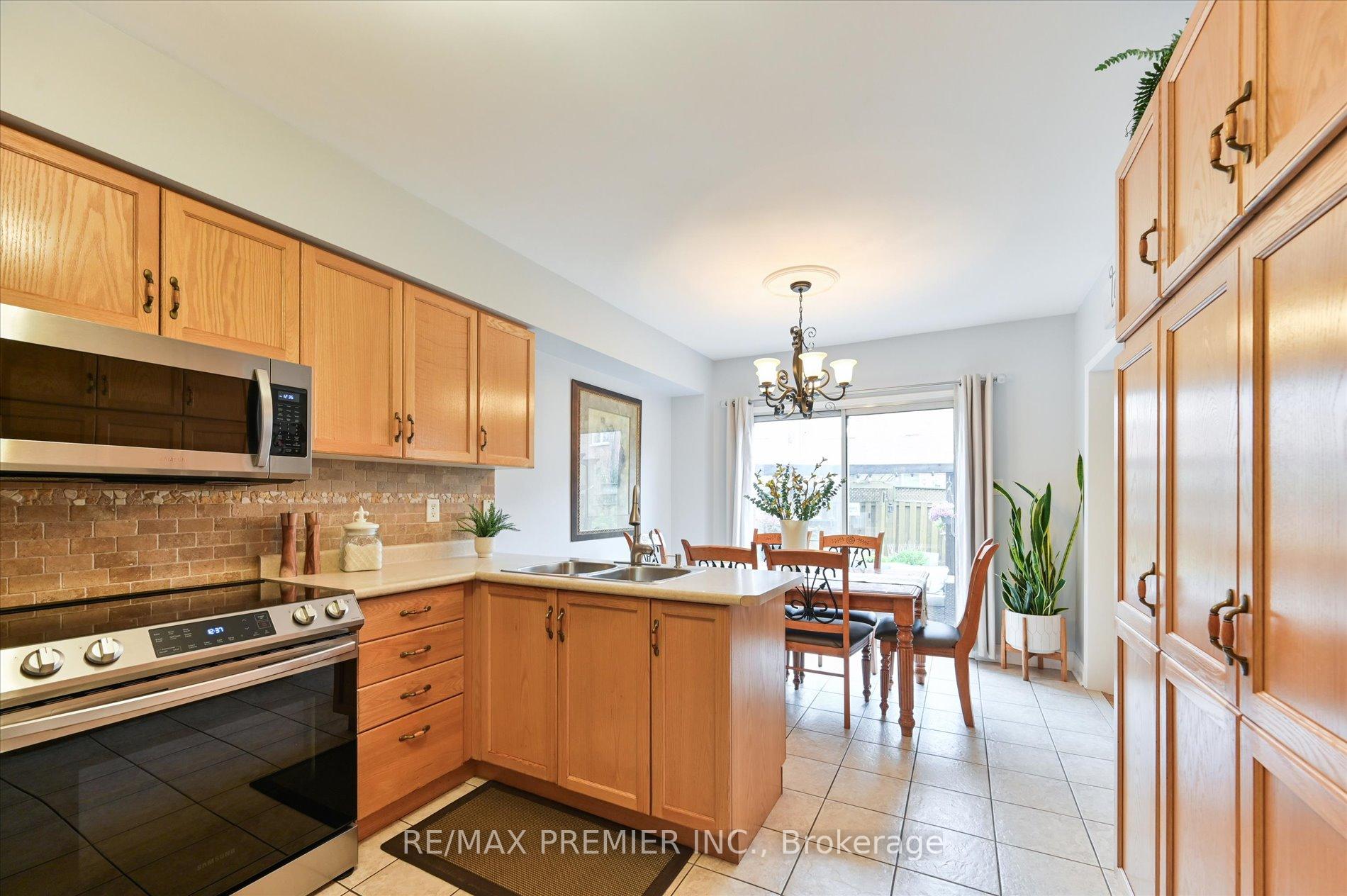 Photo 27 of 24 Culture Crescent, Brampton, Fletcher's Creek Village — HOMEH