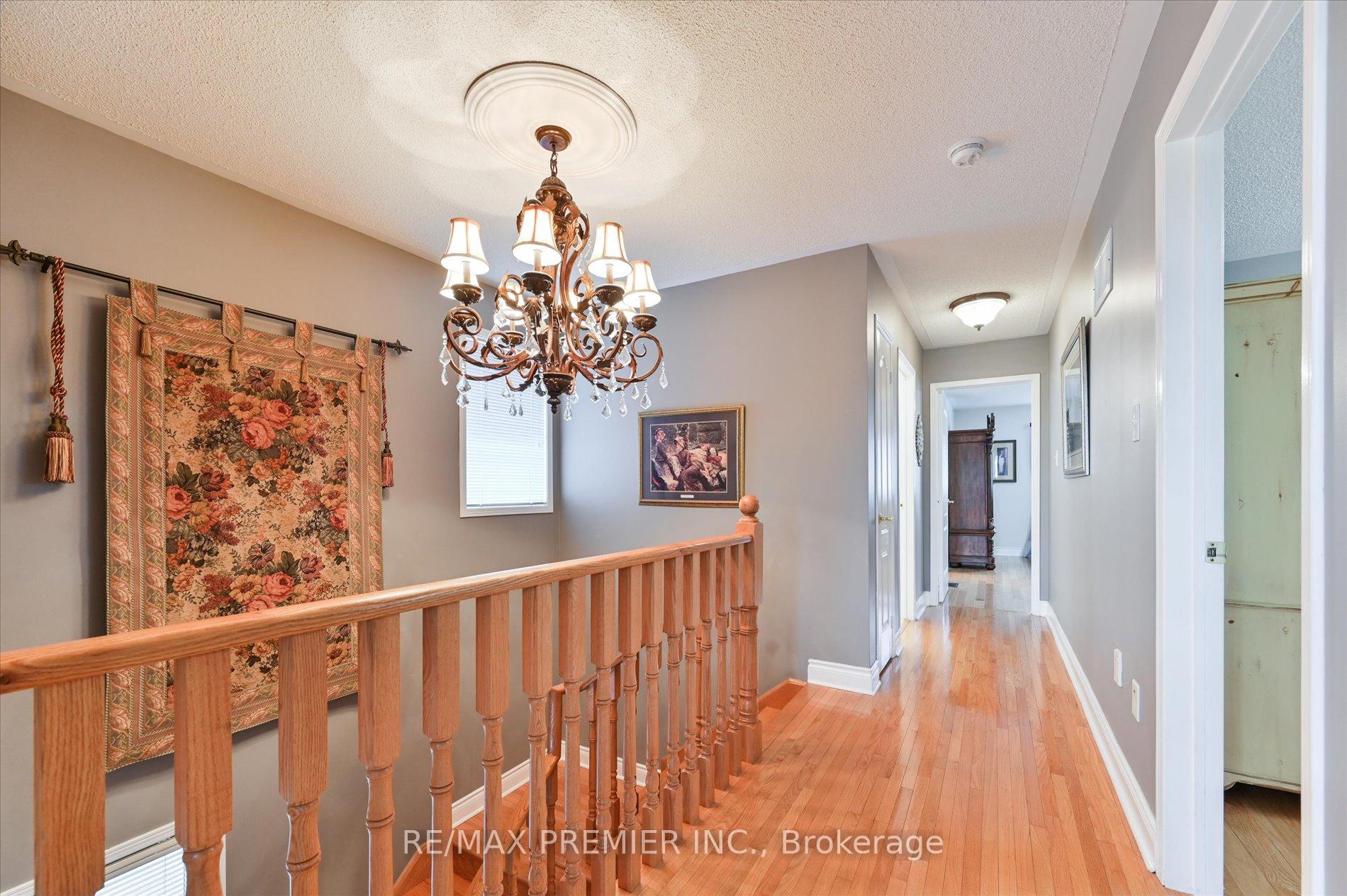 Photo 25 of 24 Culture Crescent, Brampton, Fletcher's Creek Village — HOMEH