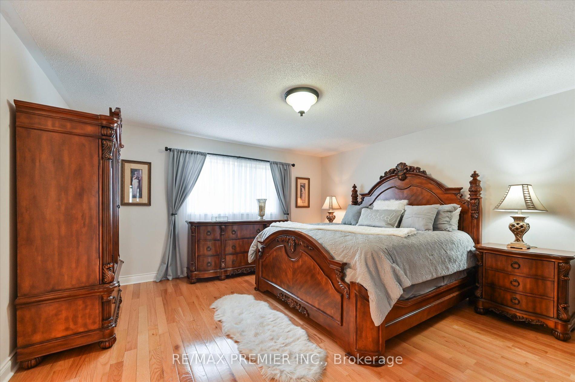 Photo 34 of 24 Culture Crescent, Brampton, Fletcher's Creek Village — HOMEH