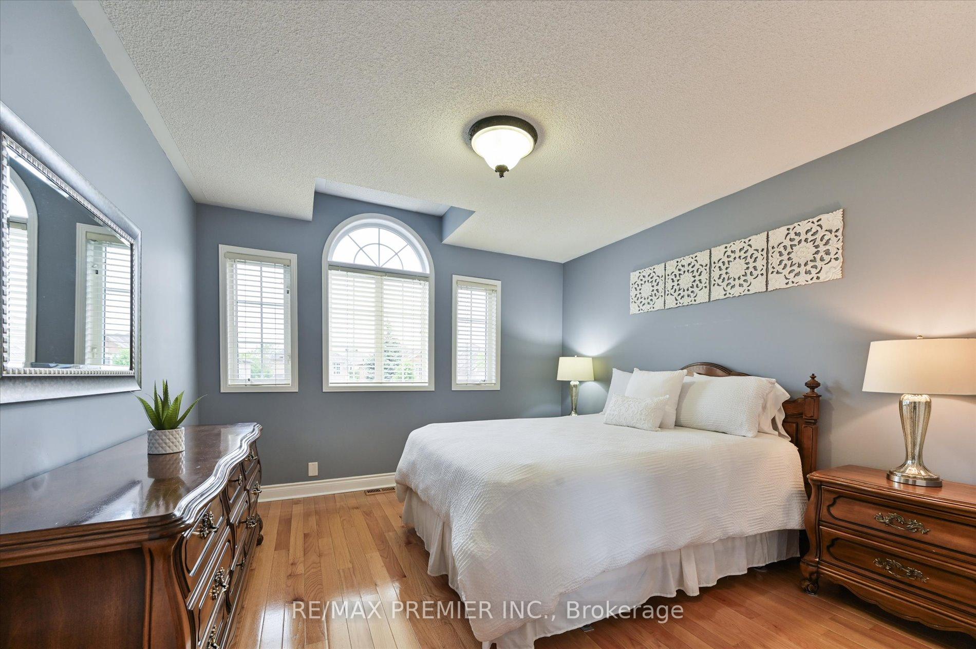Photo 26 of 24 Culture Crescent, Brampton, Fletcher's Creek Village — HOMEH