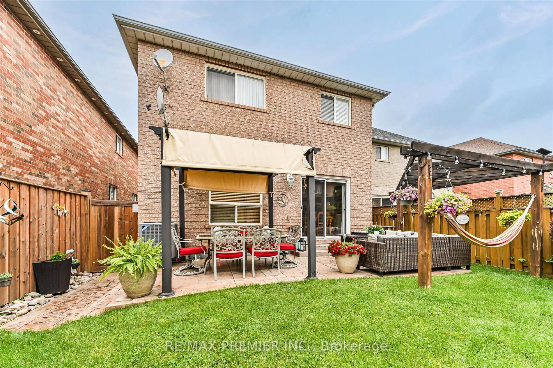 Photo 31 of 24 Culture Crescent, Brampton, Fletcher's Creek Village — HOMEH