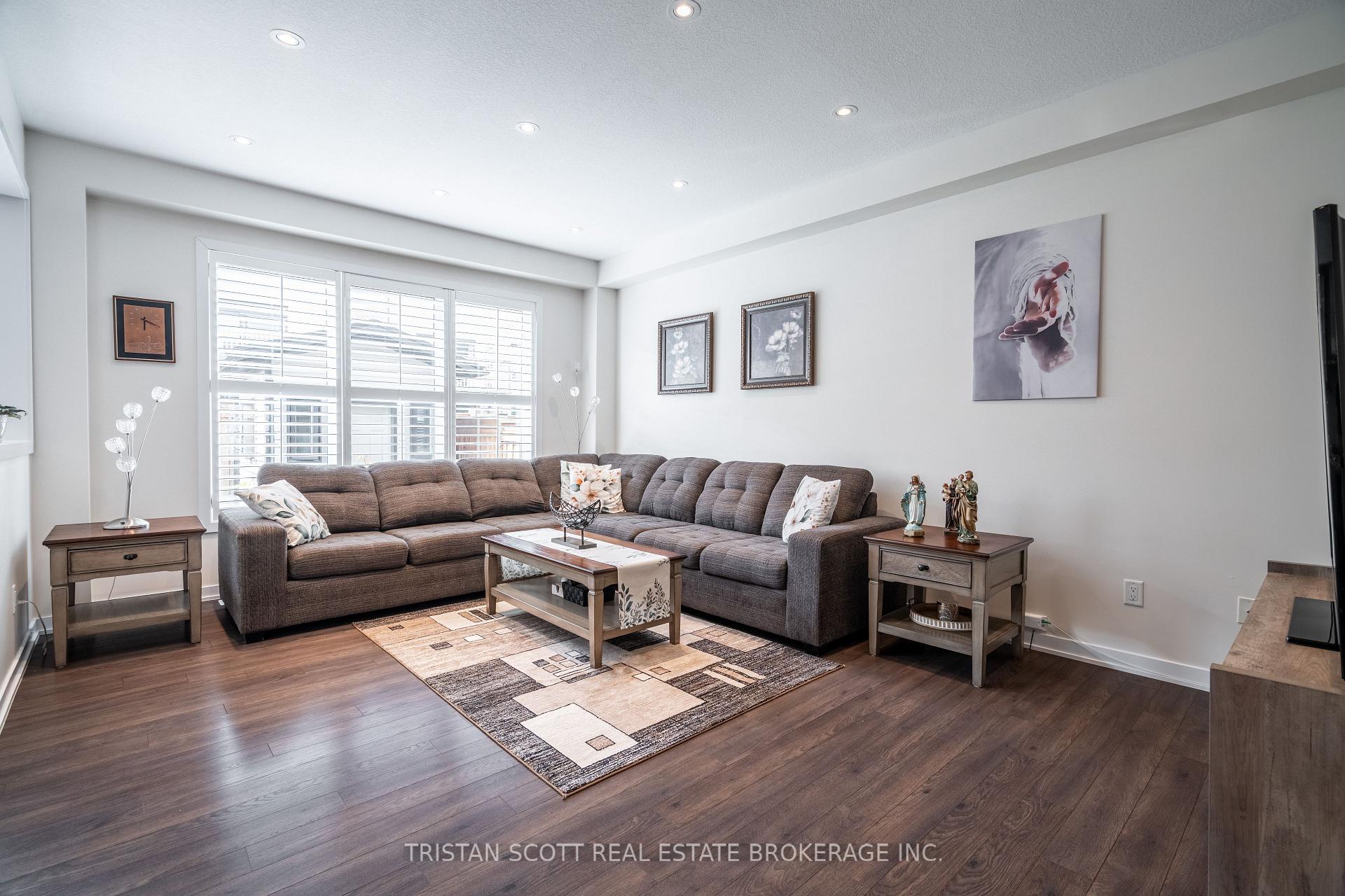 Photo 7 of 20 West Glen Avenue, Hamilton, Stoney Creek Mountain — HOMEH