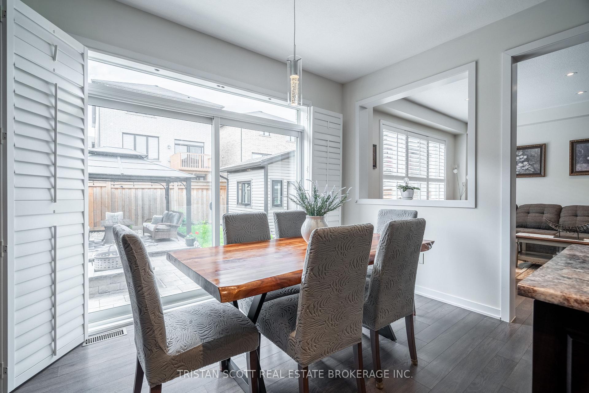 Photo 12 of 20 West Glen Avenue, Hamilton, Stoney Creek Mountain — HOMEH