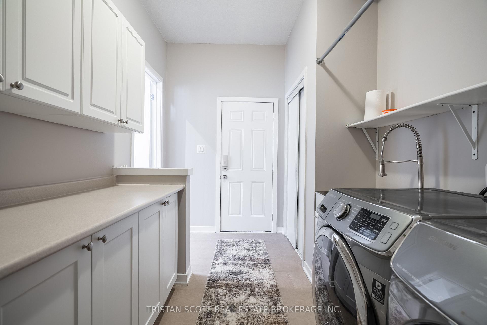 Photo 16 of 20 West Glen Avenue, Hamilton, Stoney Creek Mountain — HOMEH