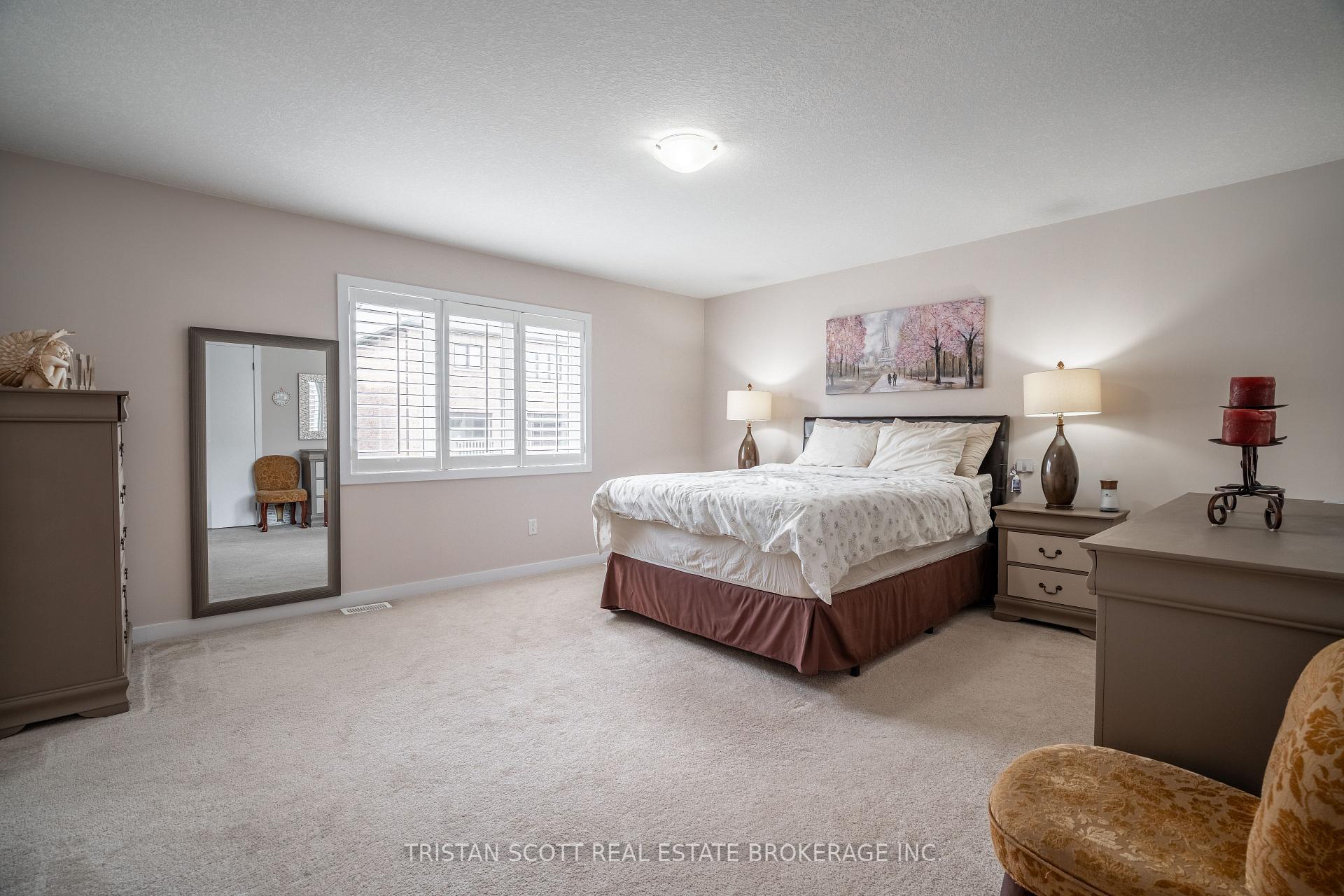 Photo 18 of 20 West Glen Avenue, Hamilton, Stoney Creek Mountain — HOMEH