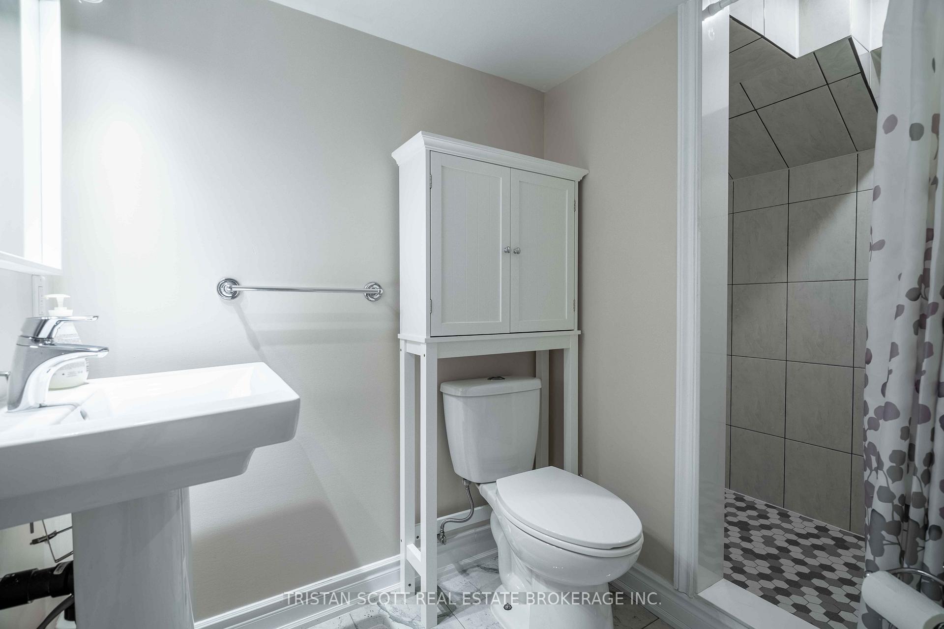 Photo 32 of 20 West Glen Avenue, Hamilton, Stoney Creek Mountain — HOMEH