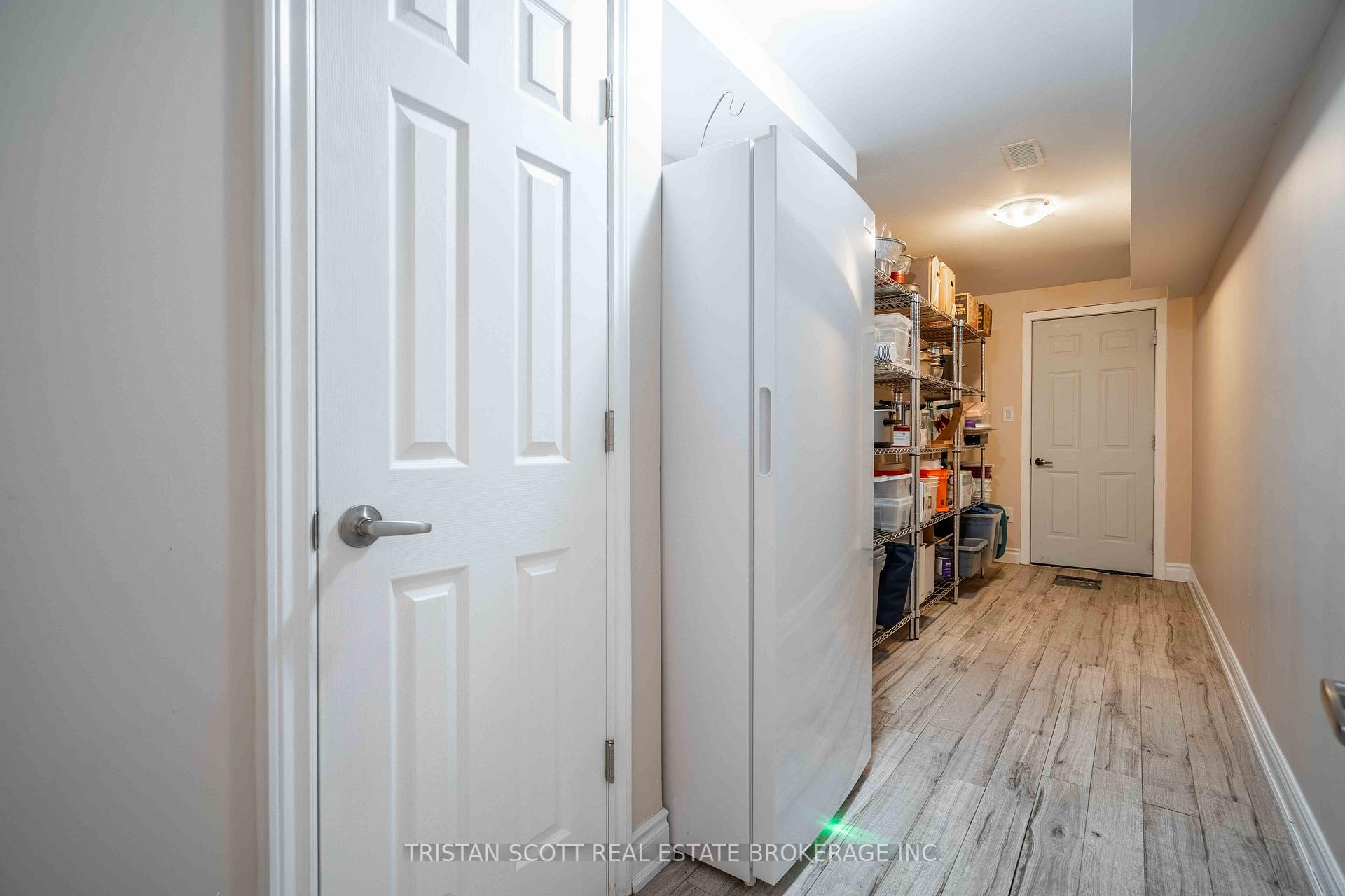 Photo 33 of 20 West Glen Avenue, Hamilton, Stoney Creek Mountain — HOMEH