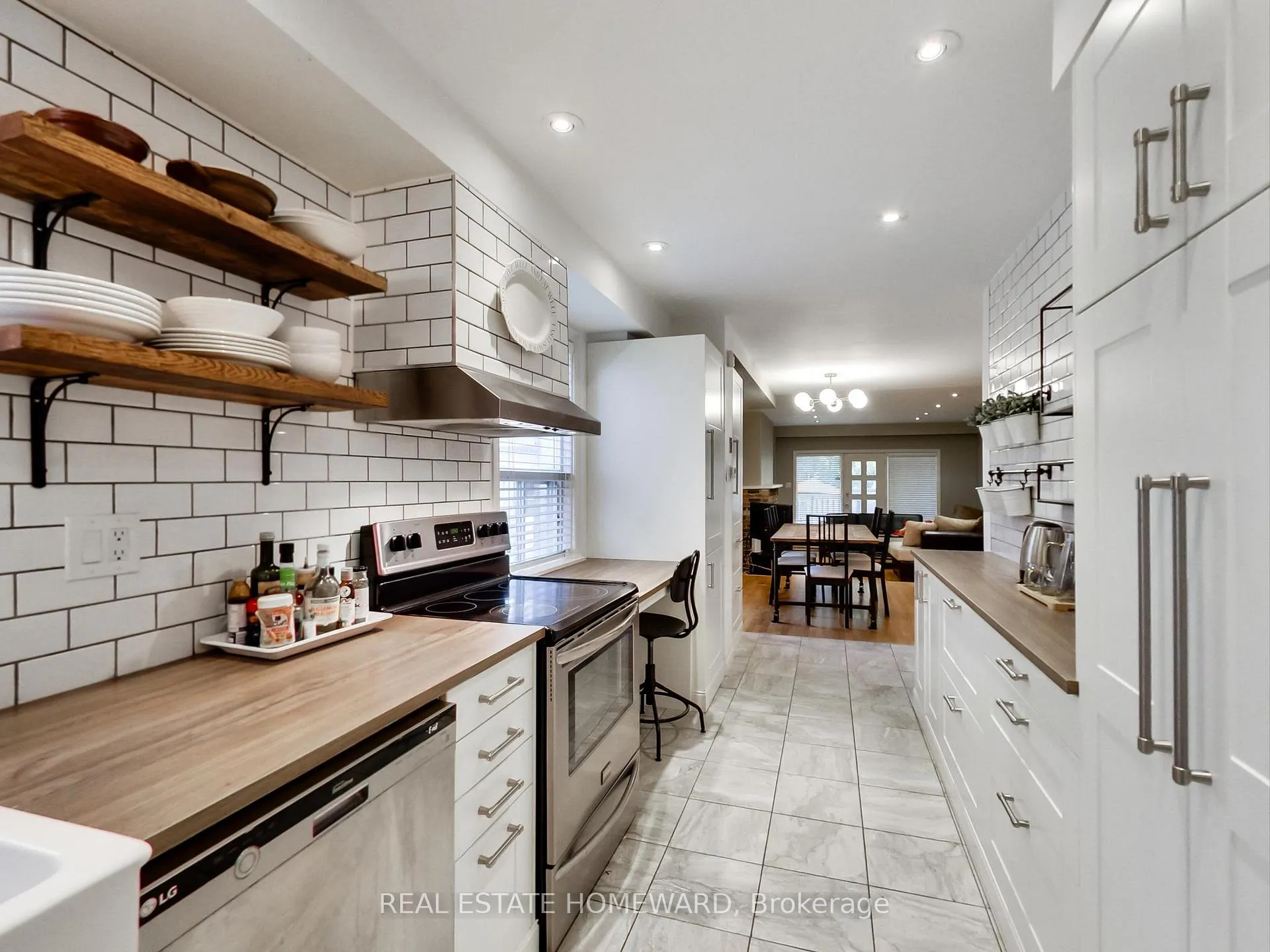Photo 5 of 183 Madison Avenue, Toronto, The Annex — HOMEH