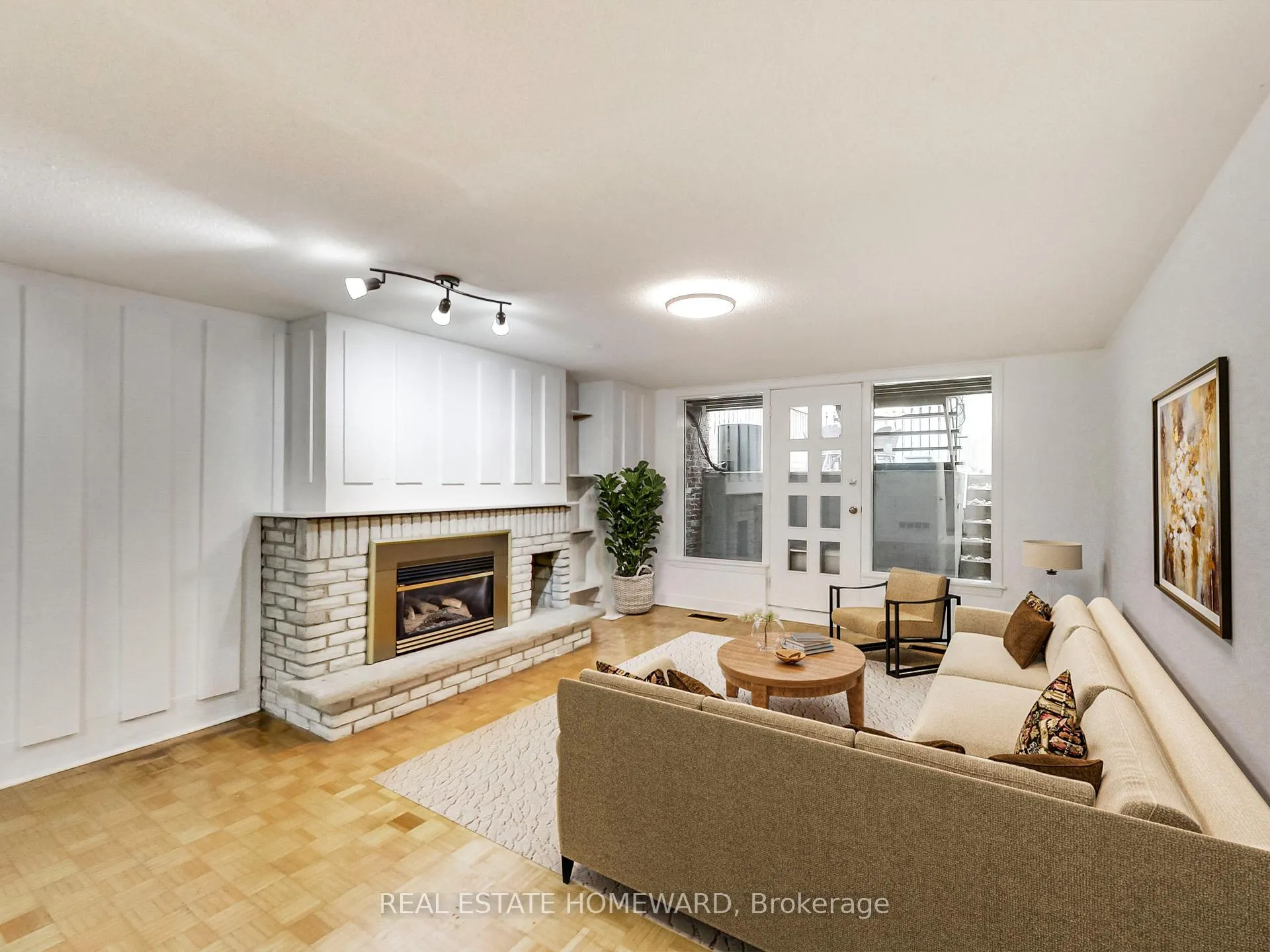 Photo 17 of 183 Madison Avenue, Toronto, The Annex — HOMEH