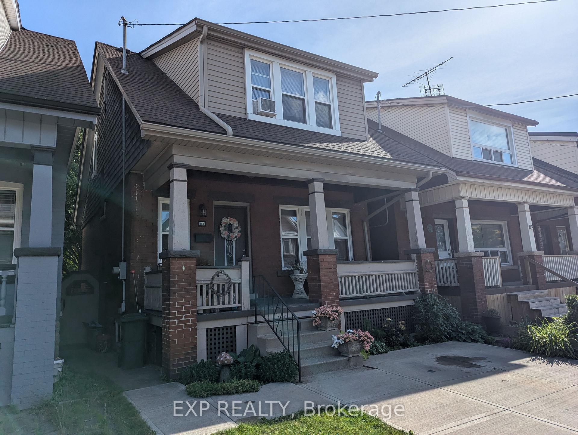 Photo 2 of 84 Somerset Avenue, Hamilton, Stripley — HOMEH