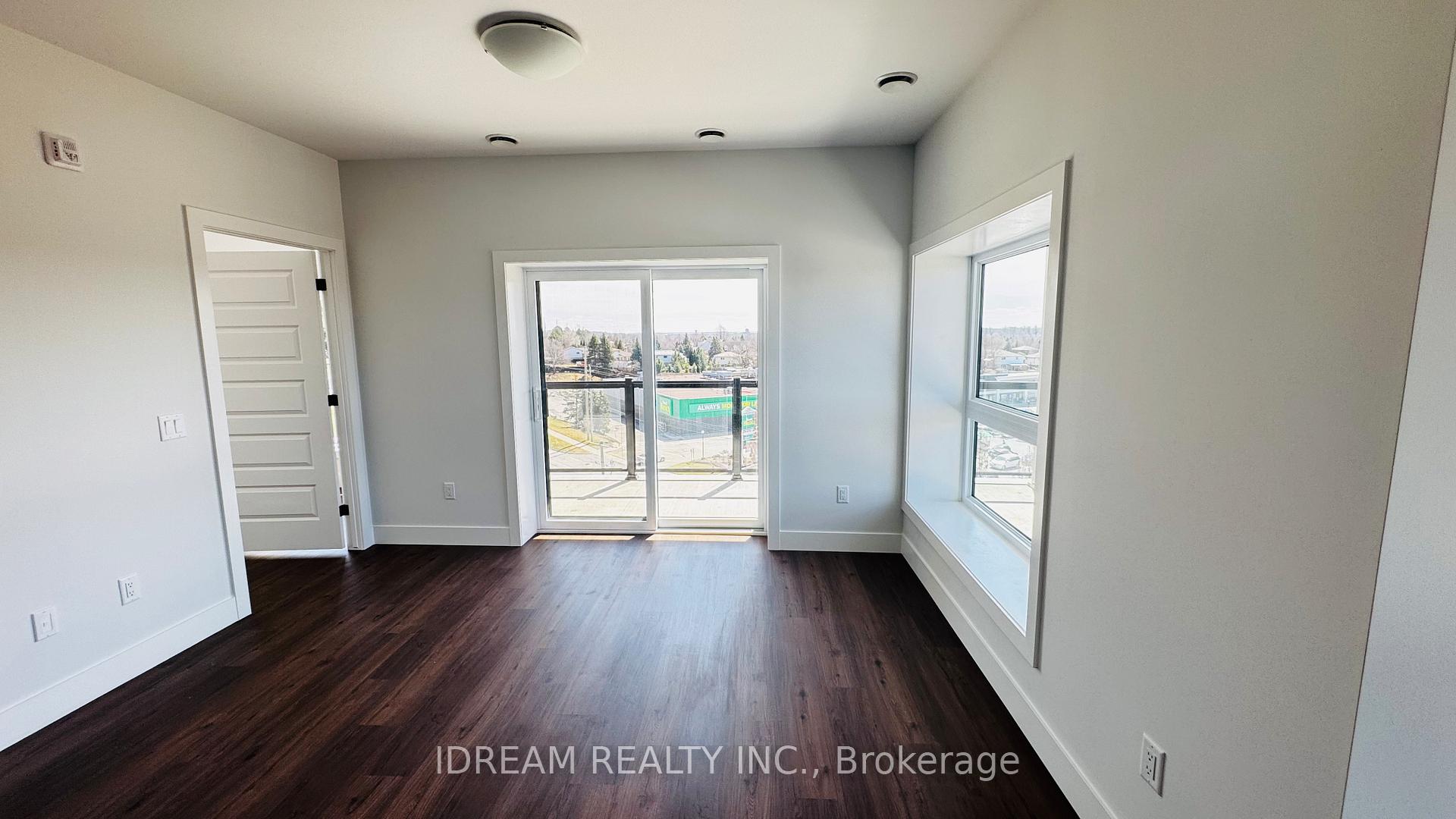 Photo 6 of Unit 604, 1000 Lackner Boulevard, Kitchener — HOMEH