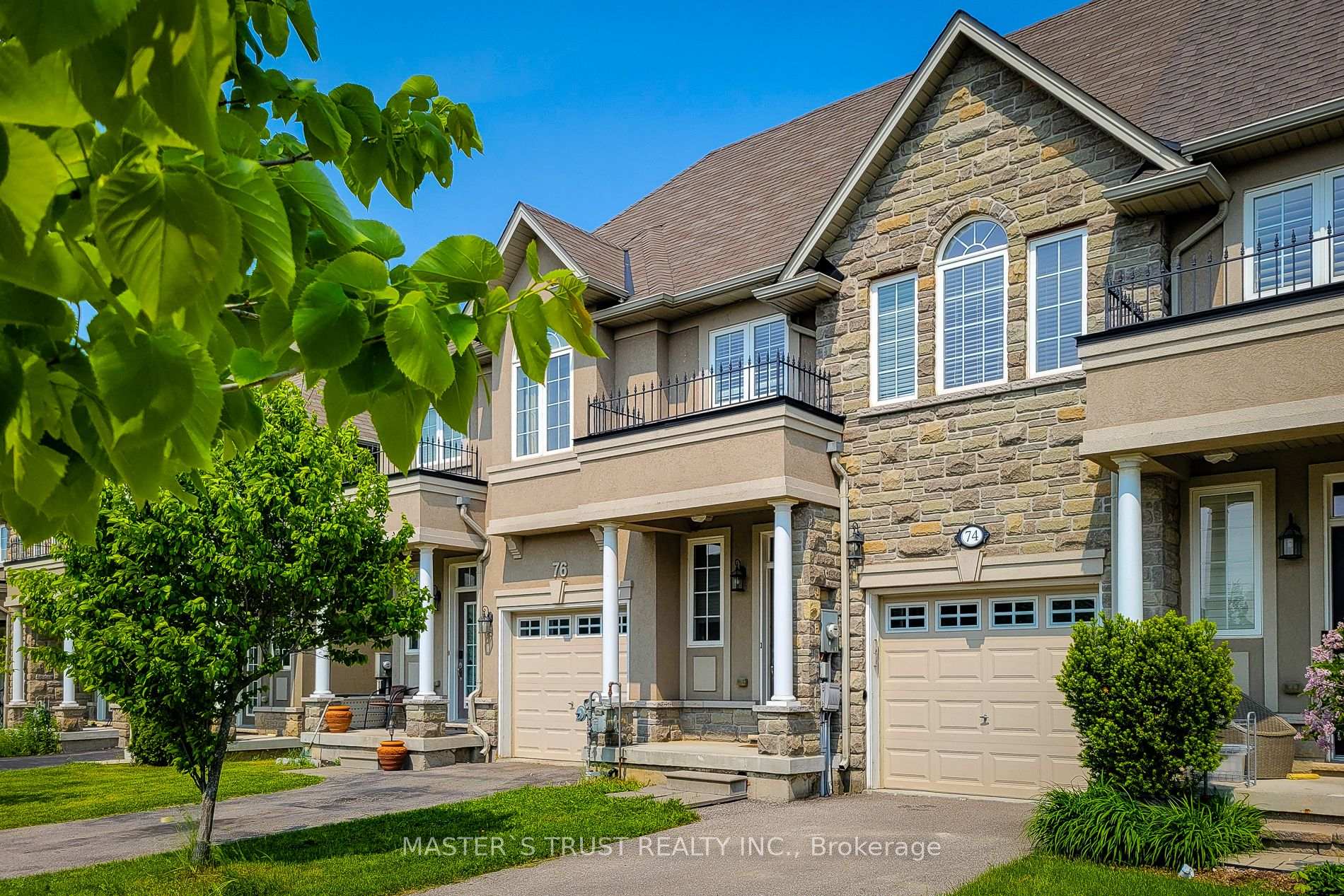 Photo 2 of 74 Vinton Road, Hamilton, Meadowlands — HOMEH