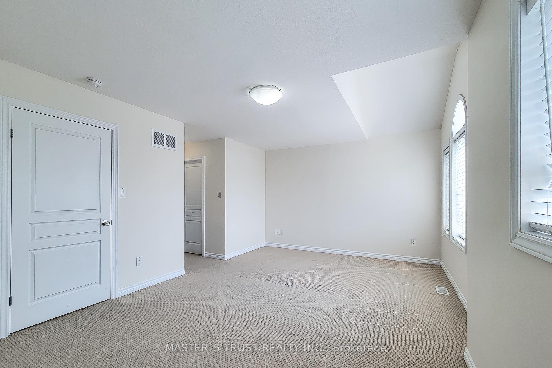 Photo 25 of 74 Vinton Road, Hamilton, Meadowlands — HOMEH