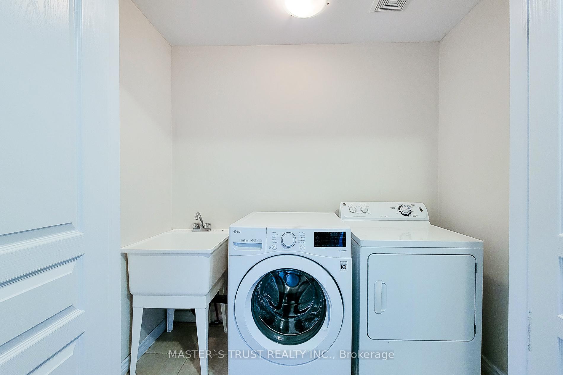 Photo 32 of 74 Vinton Road, Hamilton, Meadowlands — HOMEH