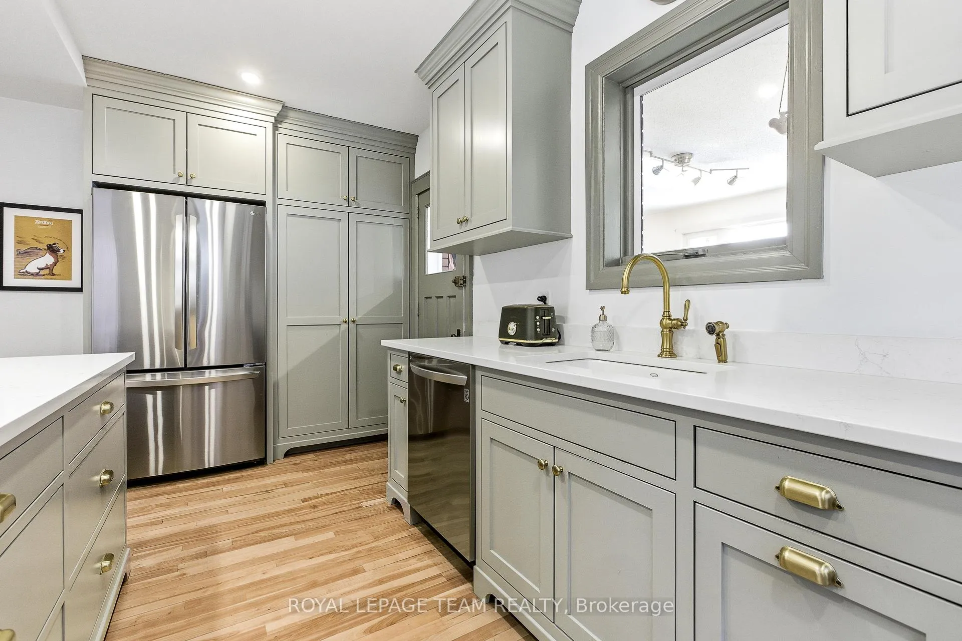 Photo 13 of 45 Harmer Avenue N, Ottawa, Ottawa West — HOMEH