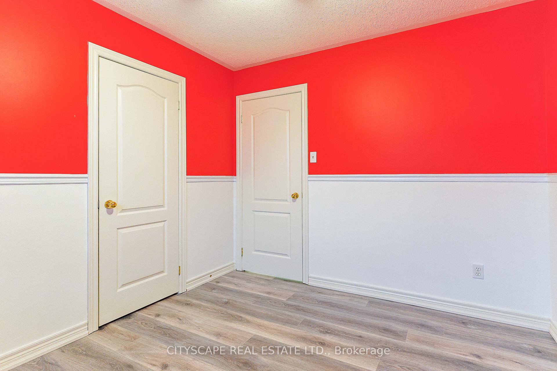 Photo 47 of 46 Bridgenorth Crescent, Hamilton, Winona Park — HOMEH