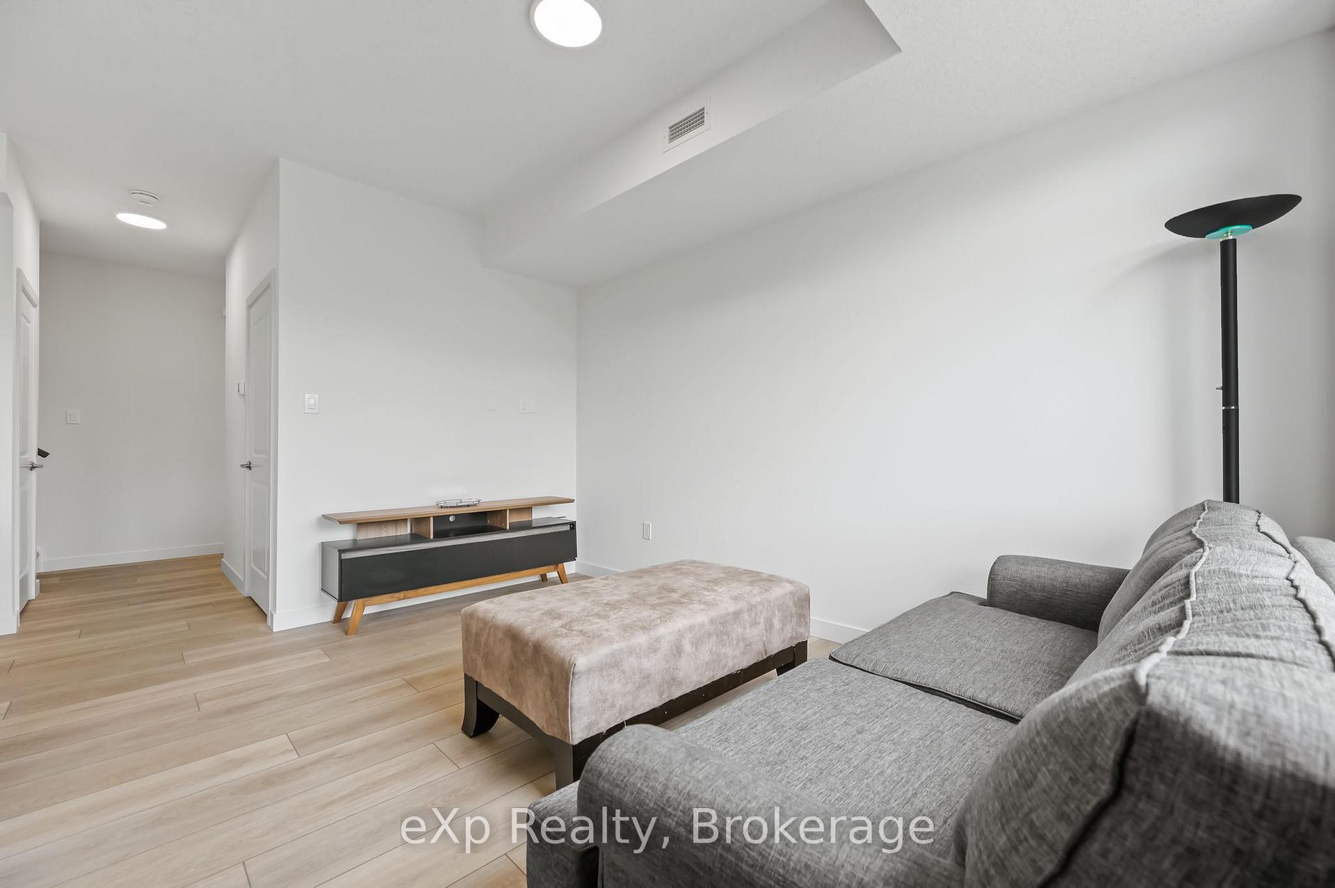 Photo 12 of Unit 148, 824 Woolwich Street, Guelph, Riverside Park — HOMEH