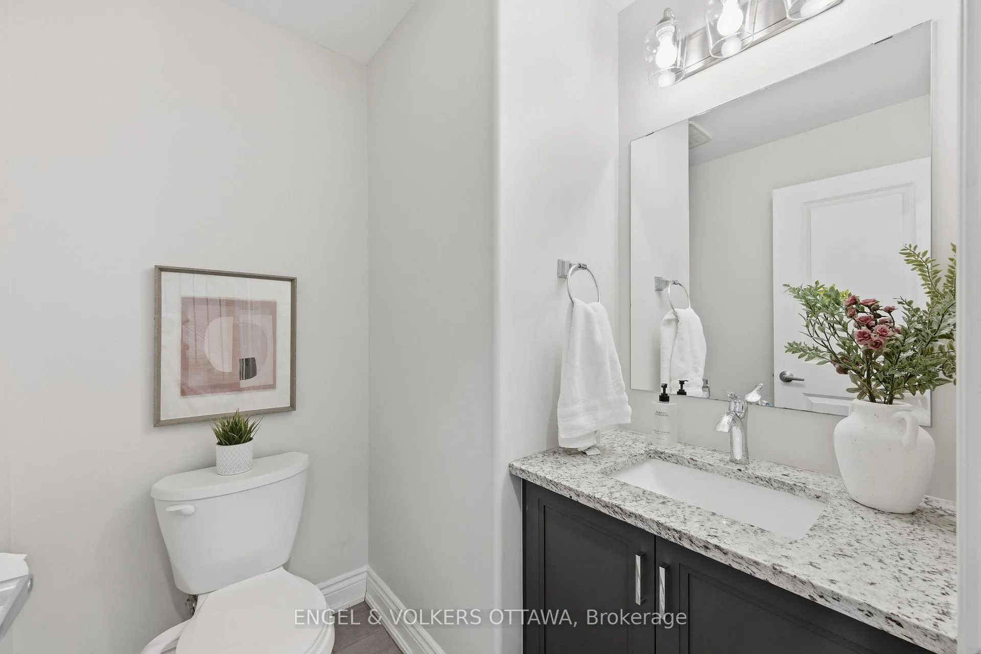 Photo 3 of 86 Porter Street, Ottawa, Stittsville (South) — HOMEH