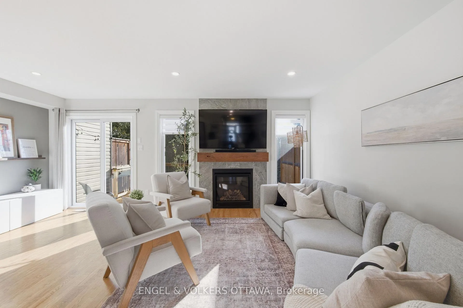 Photo 10 of 86 Porter Street, Ottawa, Stittsville (South) — HOMEH