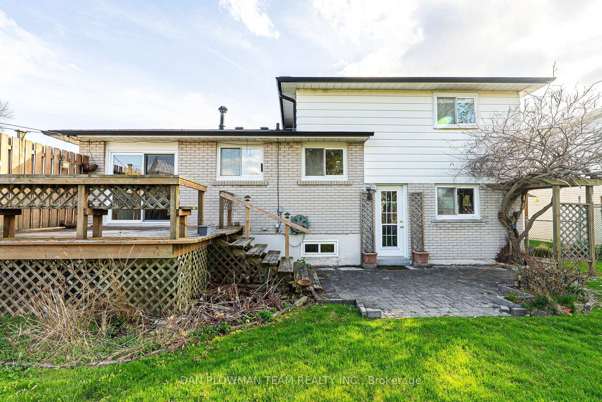 Photo 38 of 80 Dreyer Drive E, Ajax, South East — HOMEH
