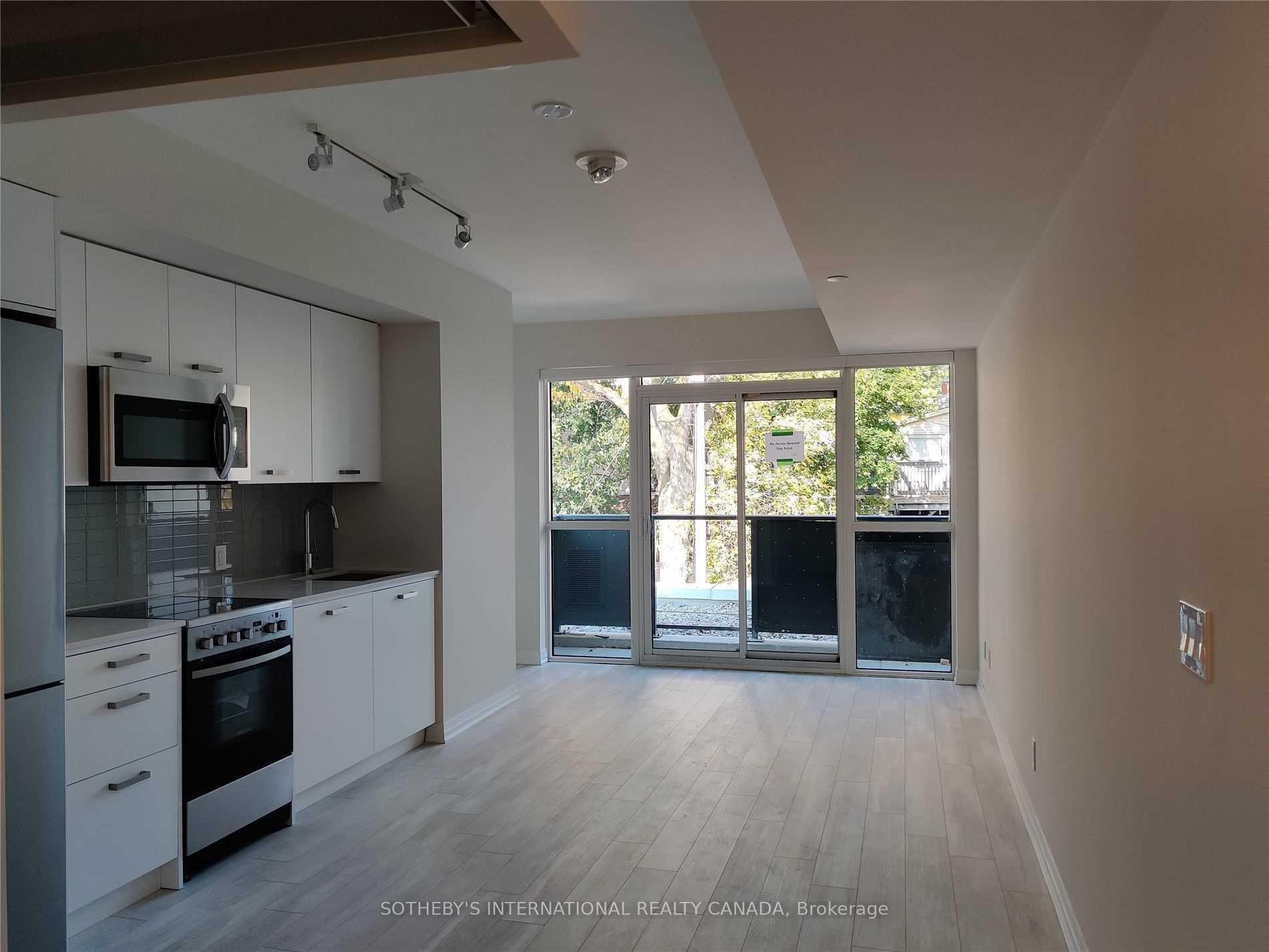 Photo 4 of Unit 212, 1630 Queen Street E, Toronto, The Beaches — HOMEH