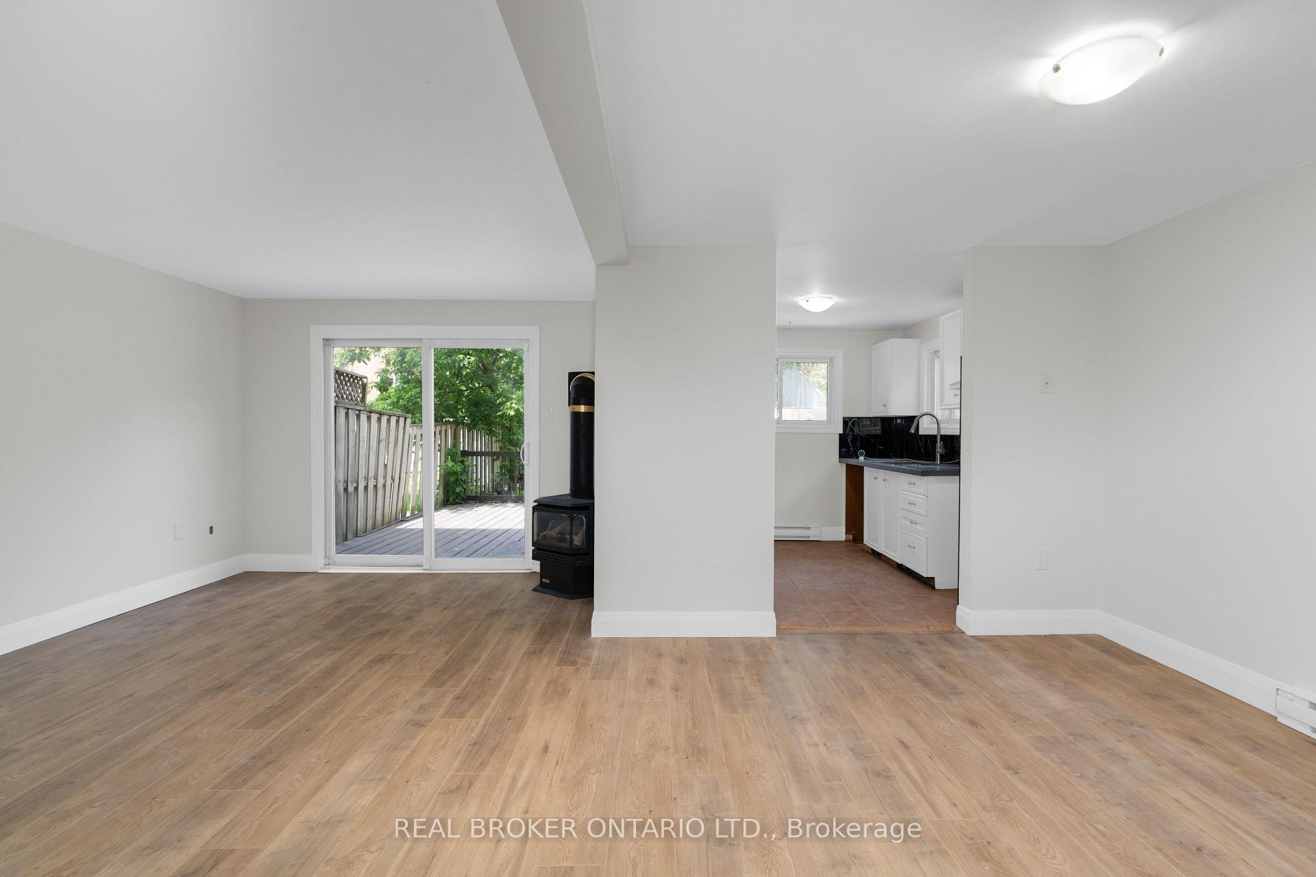 Photo 2 of 26 Golfdale Road, Barrie, Sunnidale — HOMEH