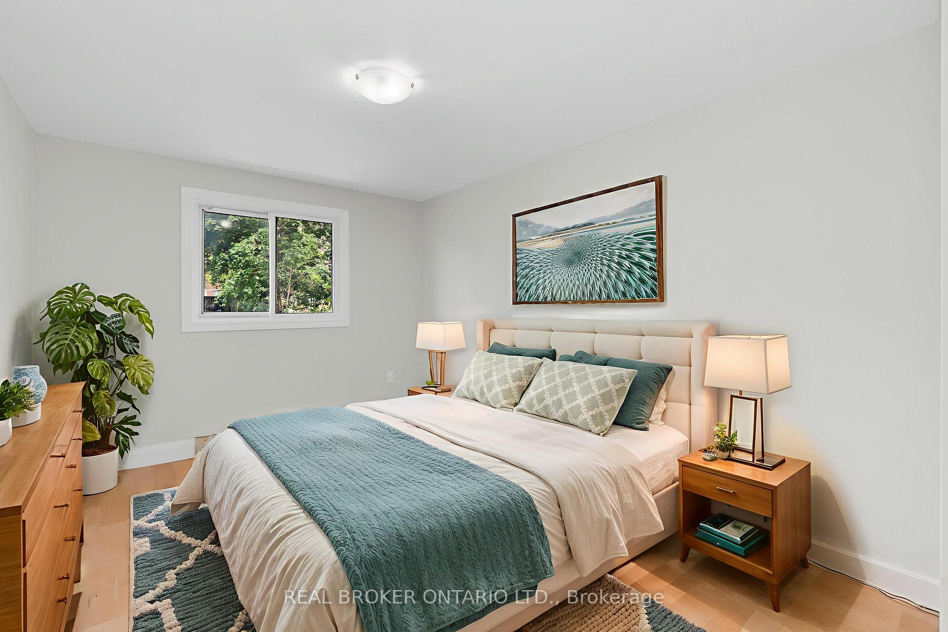 Photo 10 of 26 Golfdale Road, Barrie, Sunnidale — HOMEH