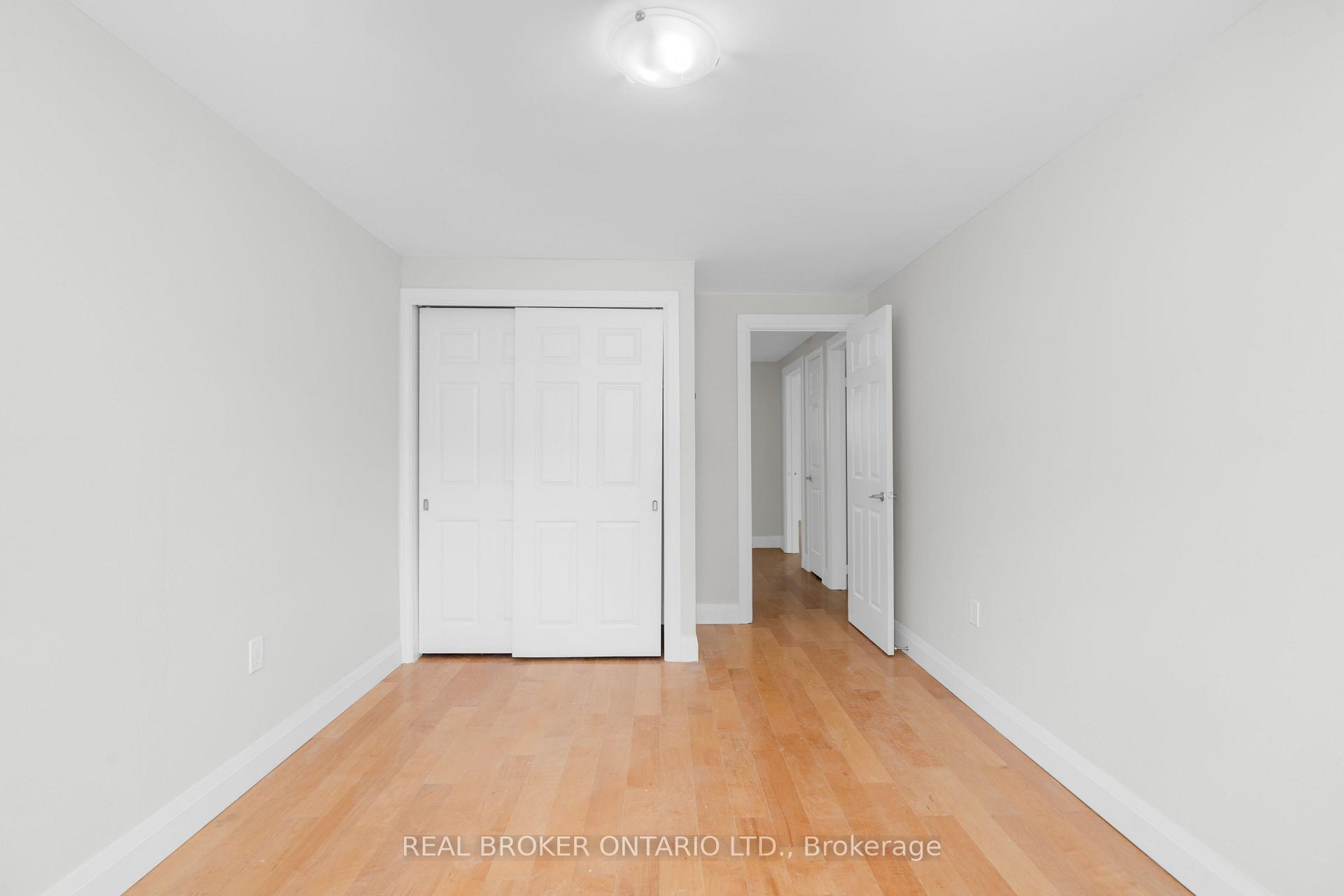 Photo 11 of 26 Golfdale Road, Barrie, Sunnidale — HOMEH