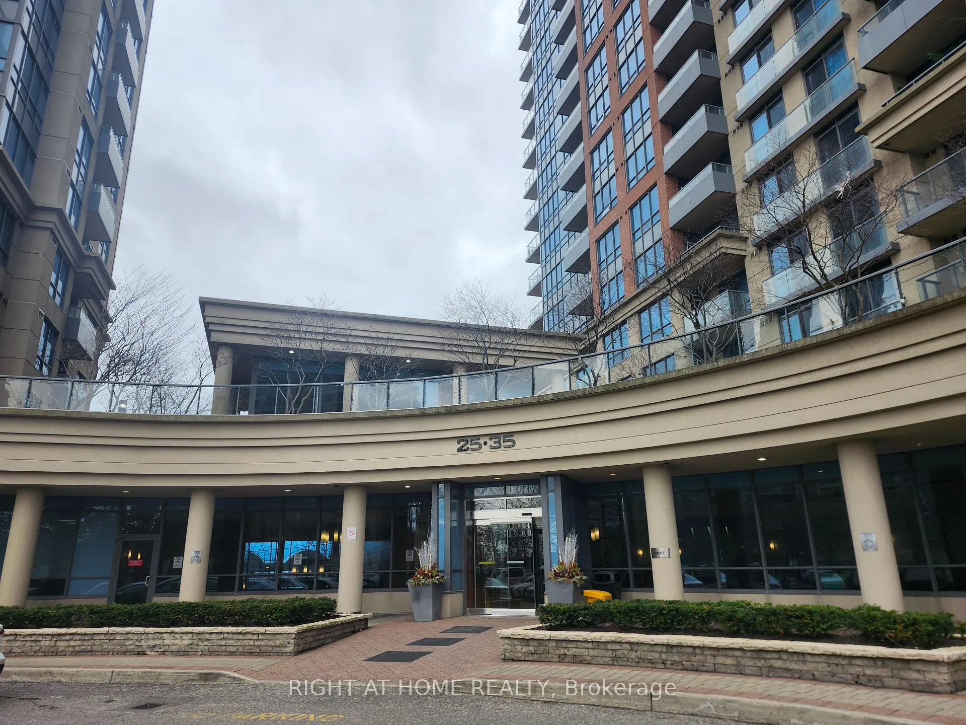 Photo 2 of Unit 357, 25 Viking Lane, Etobicoke, Islington-City Centre West — HOMEH