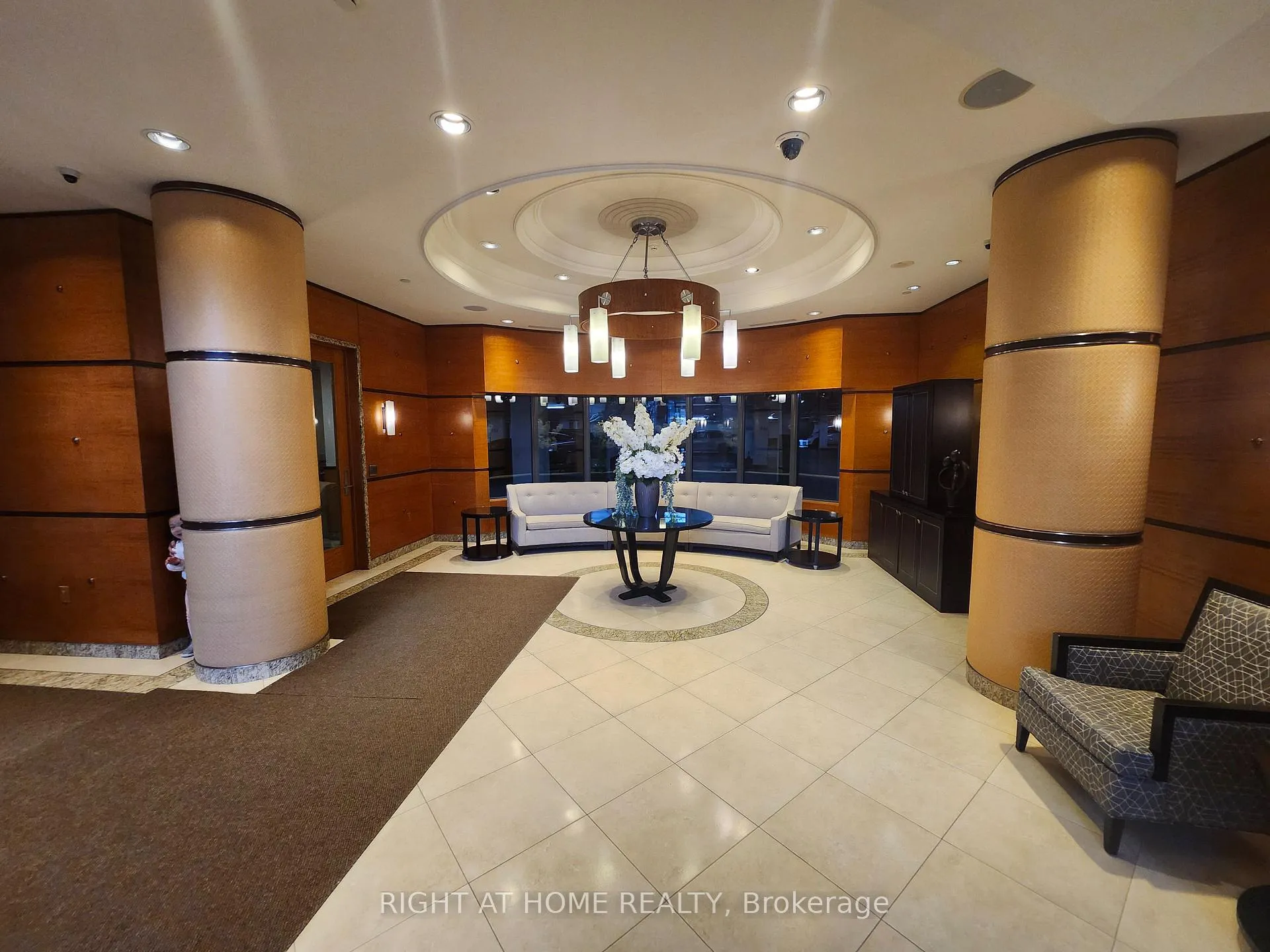 Photo 5 of Unit 357, 25 Viking Lane, Etobicoke, Islington-City Centre West — HOMEH