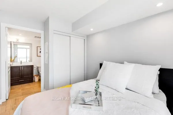 Photo 19 of Unit 1405, 1940 Ironstone Drive, Burlington, Uptown — HOMEH