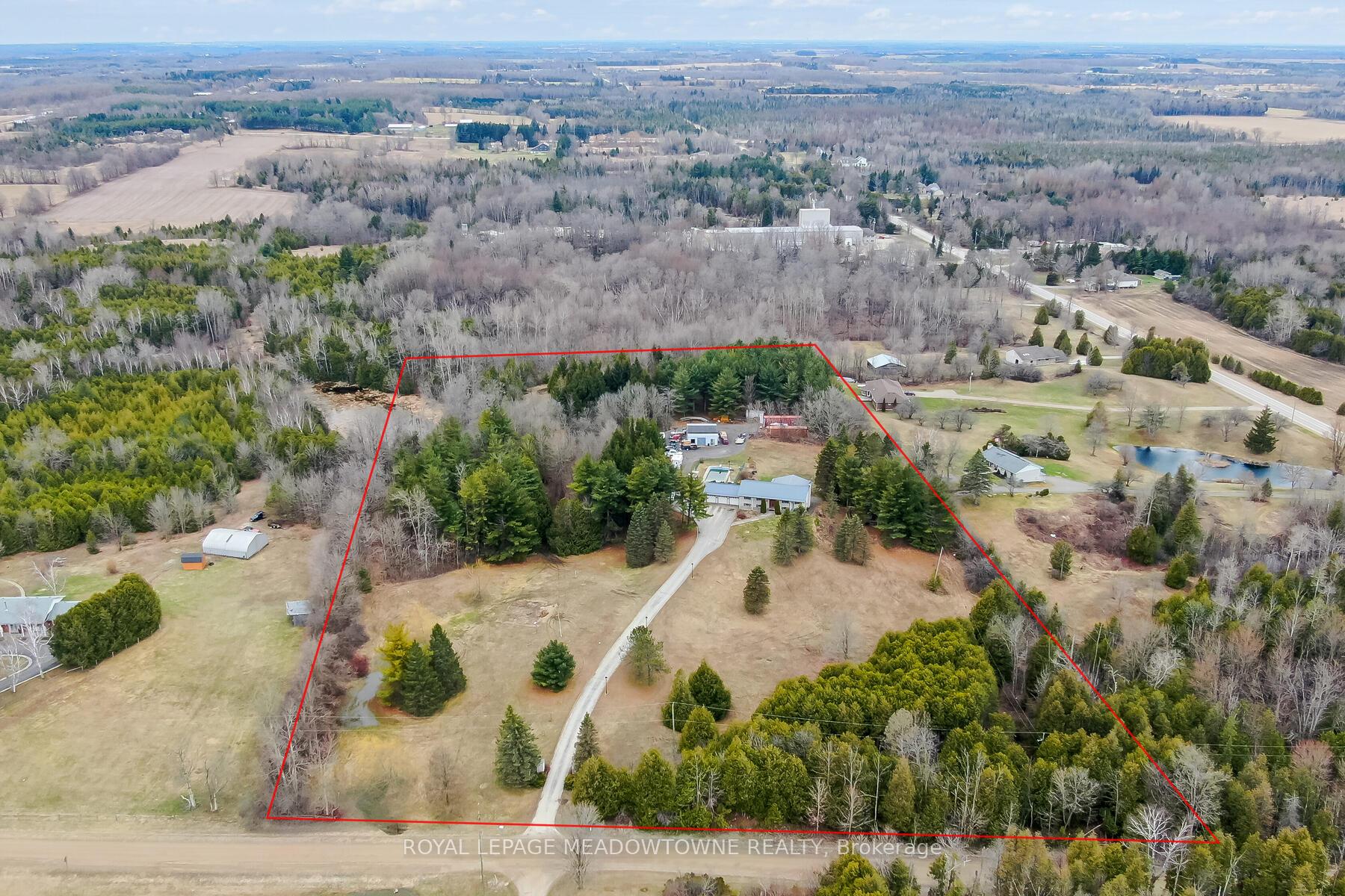 Photo 4 of 5084 Erin Third Line, Erin, Rural Erin — HOMEH