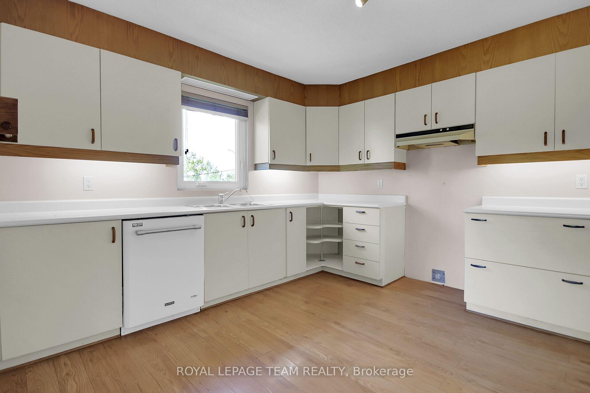 Photo 9 of 2530 Rideau Road, Ottawa, Riverside South — HOMEH