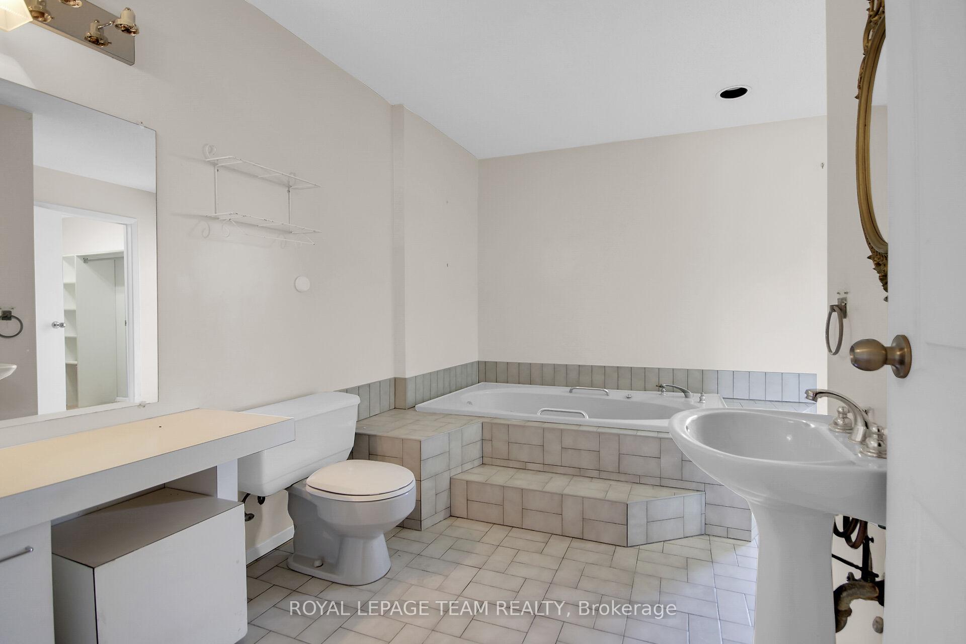 Photo 14 of 2530 Rideau Road, Ottawa, Riverside South — HOMEH