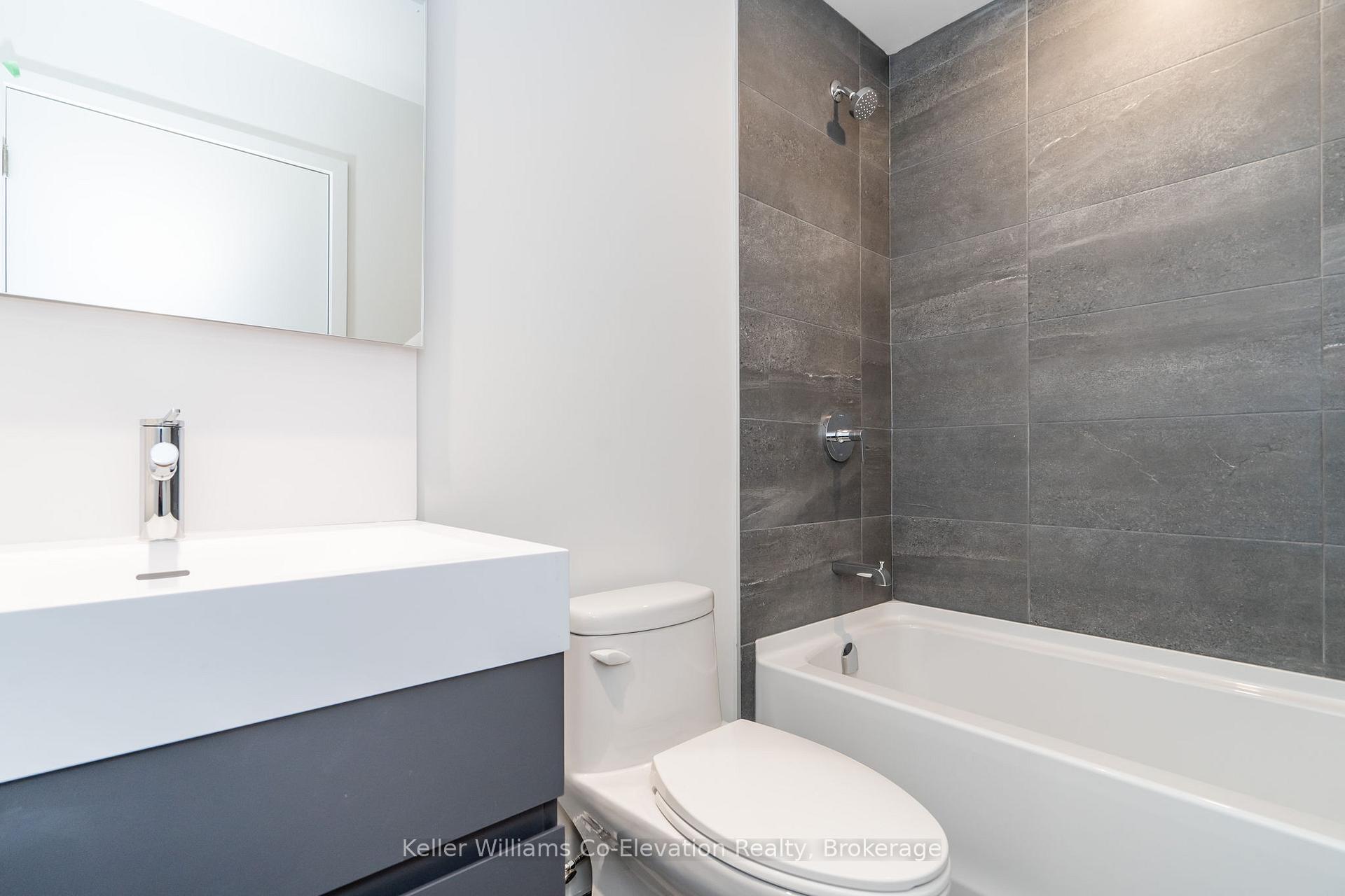 Photo 5 of Unit 1910, 37 Mary Street, Barrie, City Centre — HOMEH