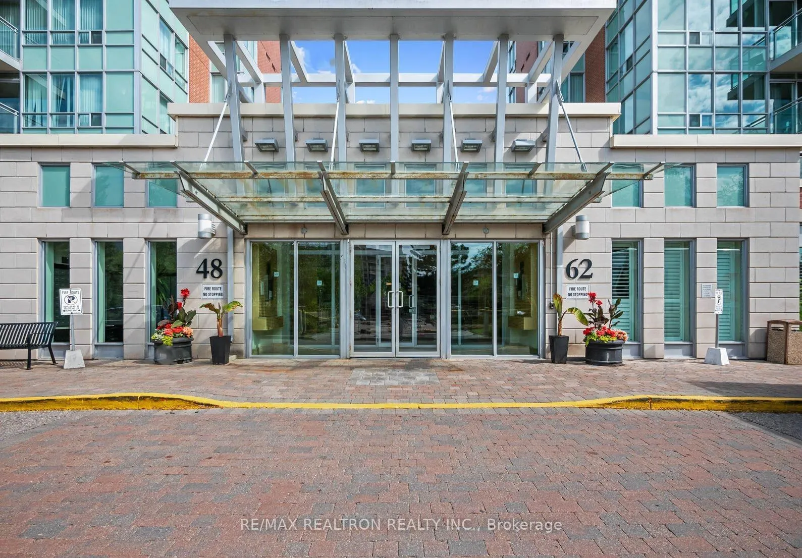 Photo 1 of Unit 326, 62 Suncrest Boulevard, Markham, Commerce Valley — HOMEH