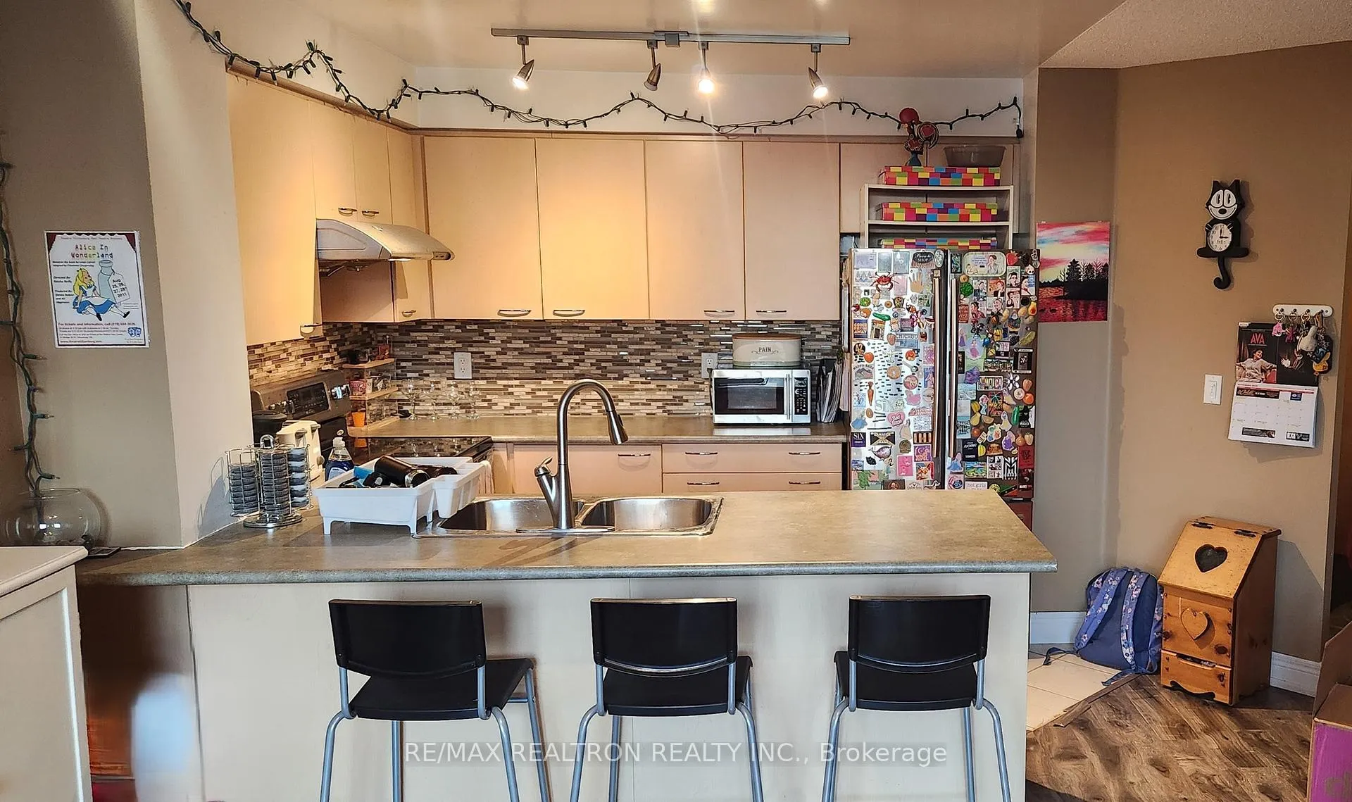 Photo 6 of Unit 326, 62 Suncrest Boulevard, Markham, Commerce Valley — HOMEH