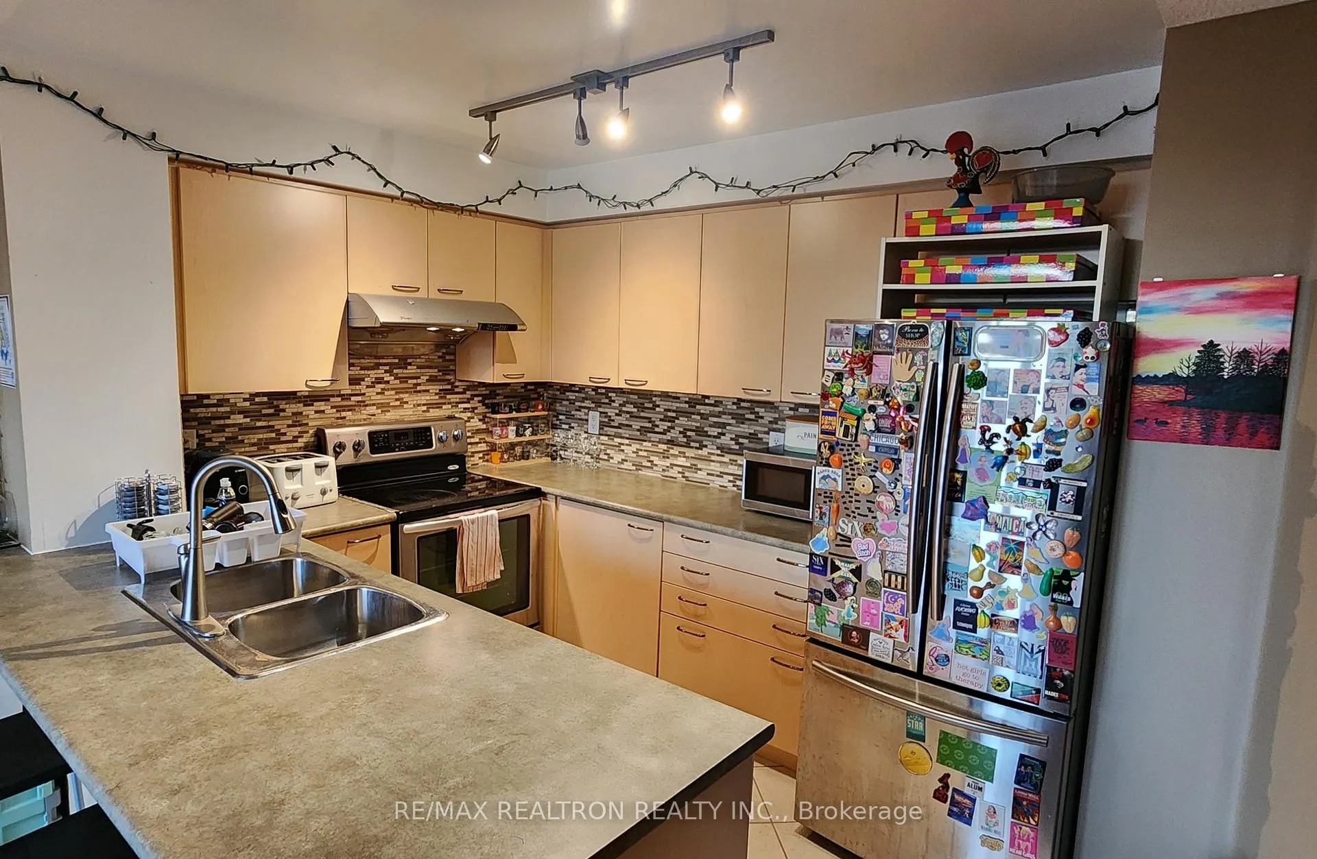 Photo 7 of Unit 326, 62 Suncrest Boulevard, Markham, Commerce Valley — HOMEH