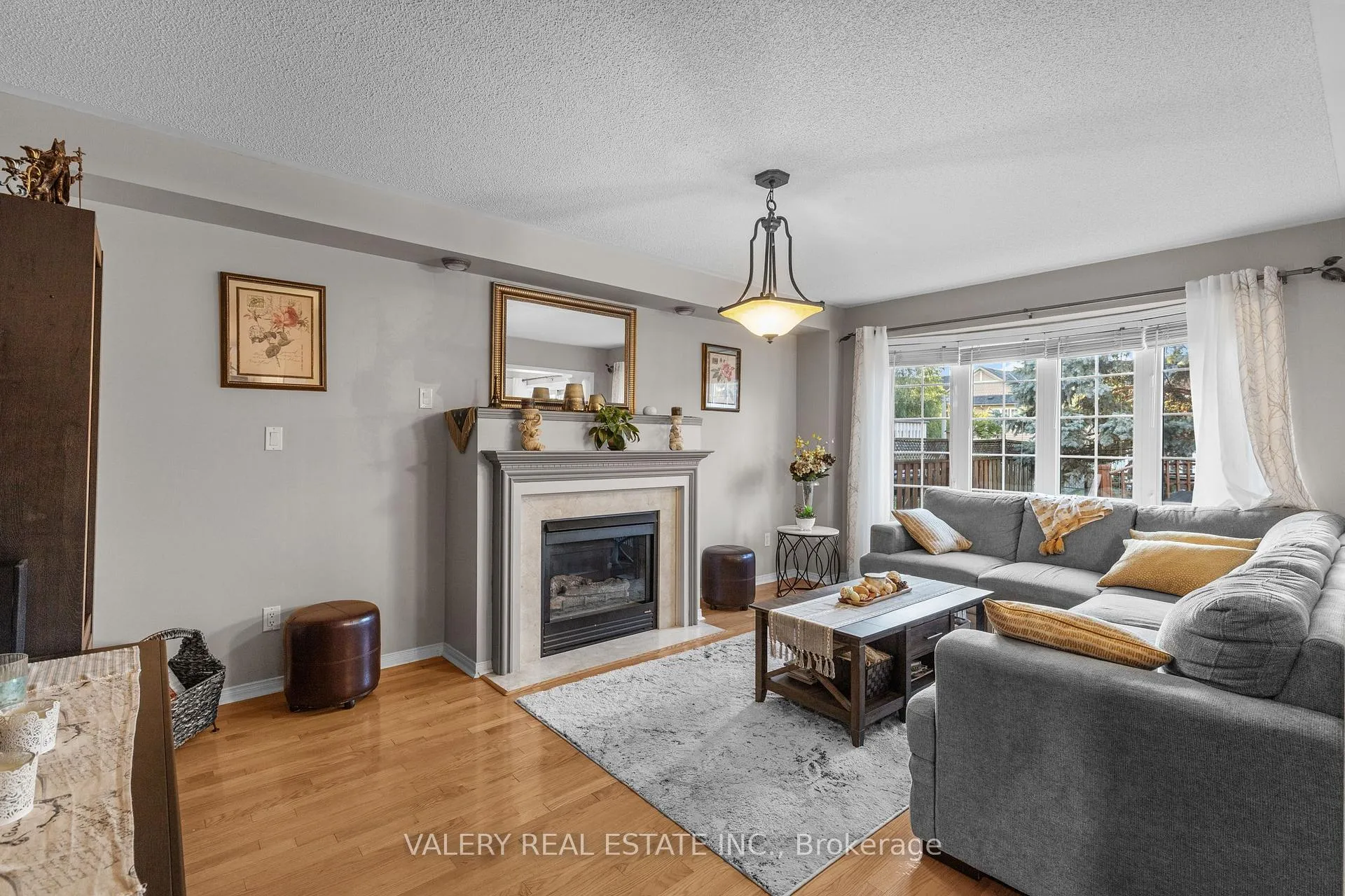 Photo 15 of 62 Penbridge Circle, Brampton, Fletcher's Meadow — HOMEH