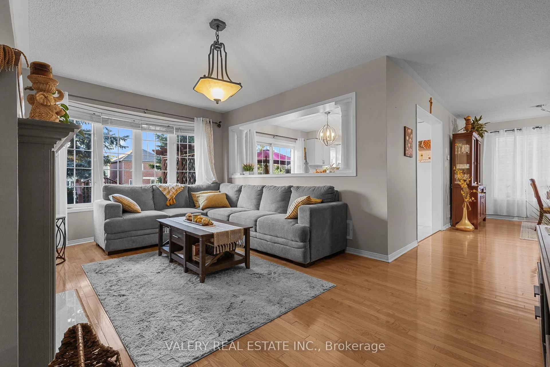 Photo 16 of 62 Penbridge Circle, Brampton, Fletcher's Meadow — HOMEH