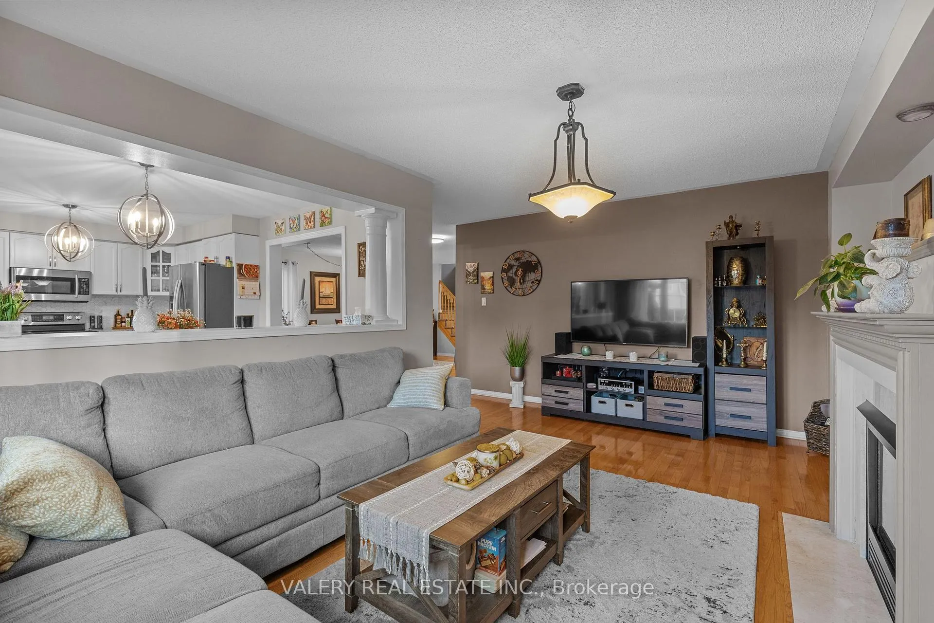Photo 17 of 62 Penbridge Circle, Brampton, Fletcher's Meadow — HOMEH