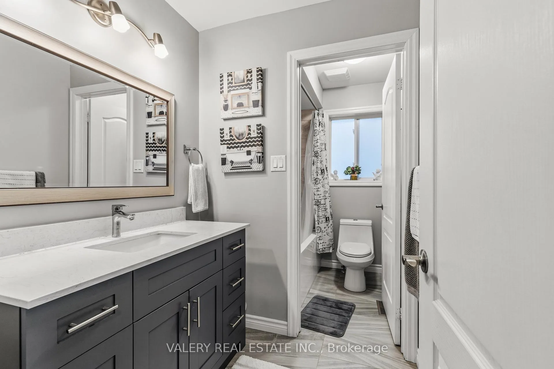 Photo 24 of 62 Penbridge Circle, Brampton, Fletcher's Meadow — HOMEH