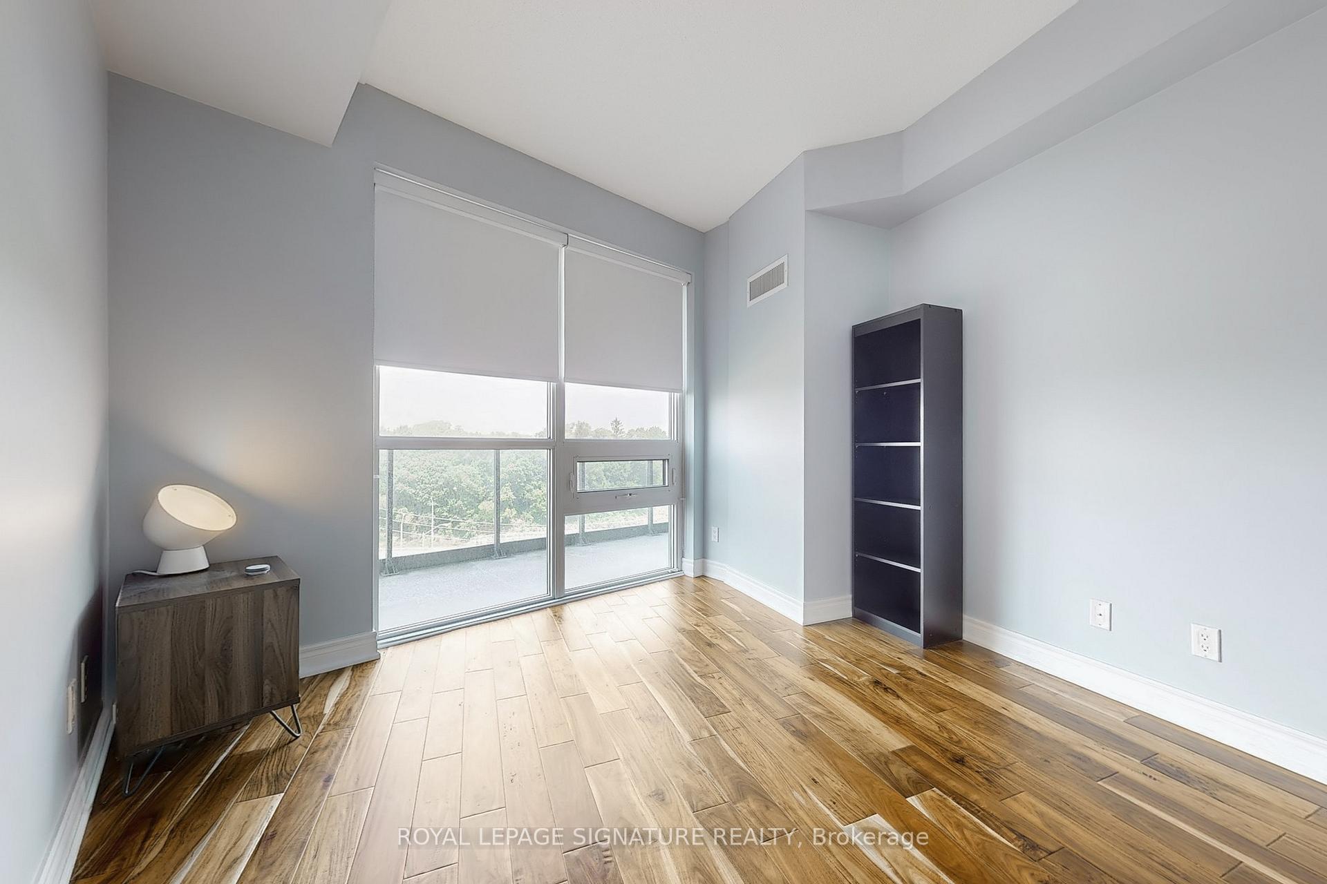 Photo 17 of Unit 422, 35 Brian Peck Crescent, Toronto, Thorncliffe Park — HOMEH