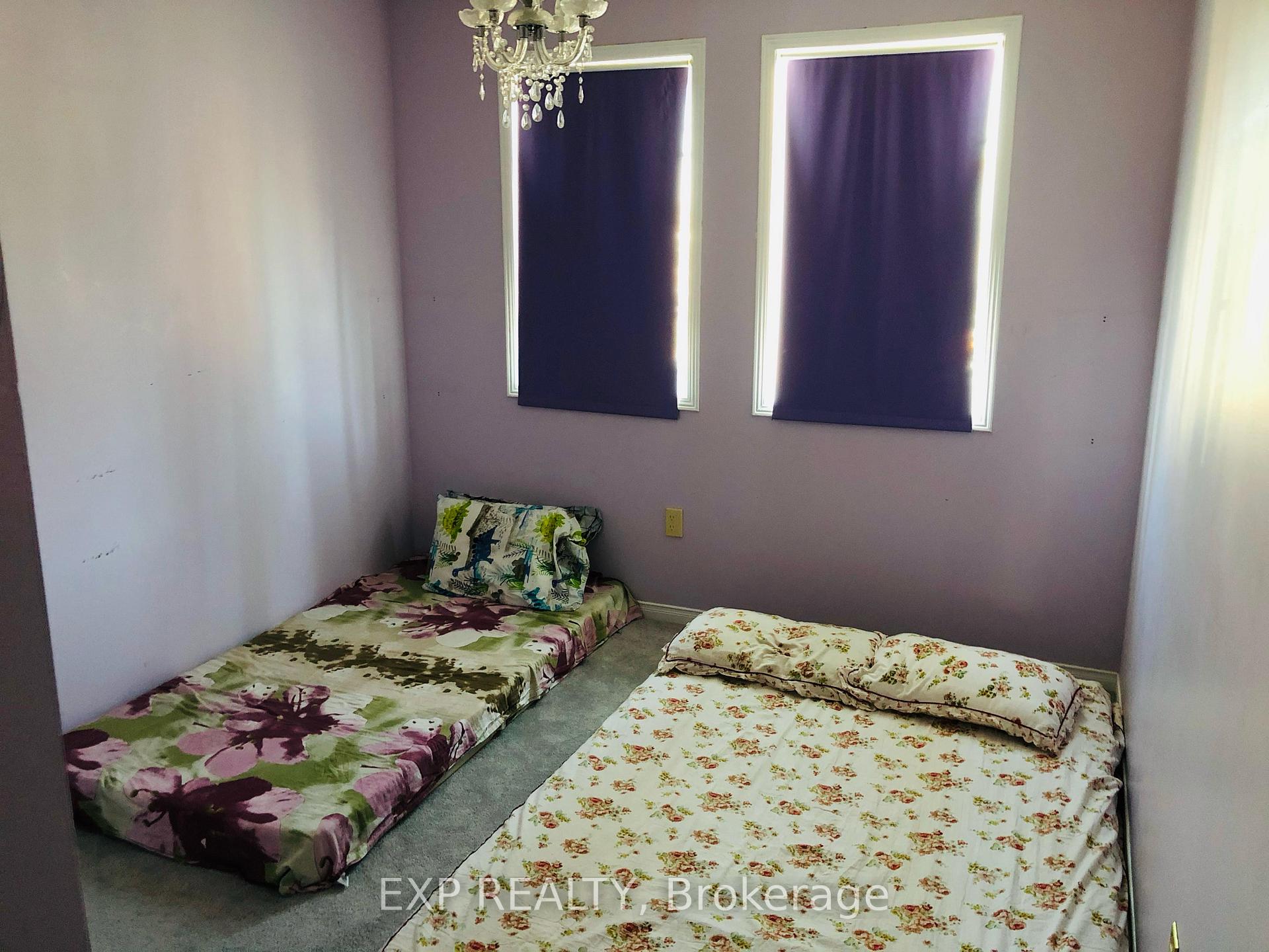 Photo 12 of 60 Spadina Road, Brampton, Brampton West — HOMEH