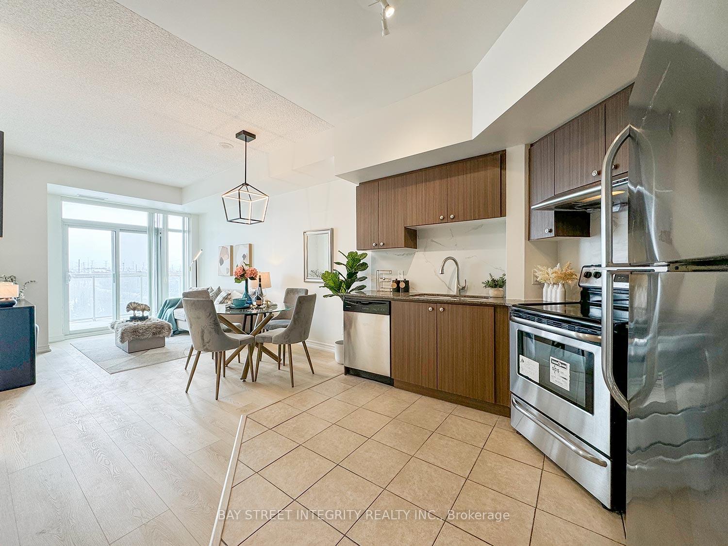 Photo 2 of Unit 316, 8323 Kennedy Road, Markham, Village Green-South Unionville — HOMEH