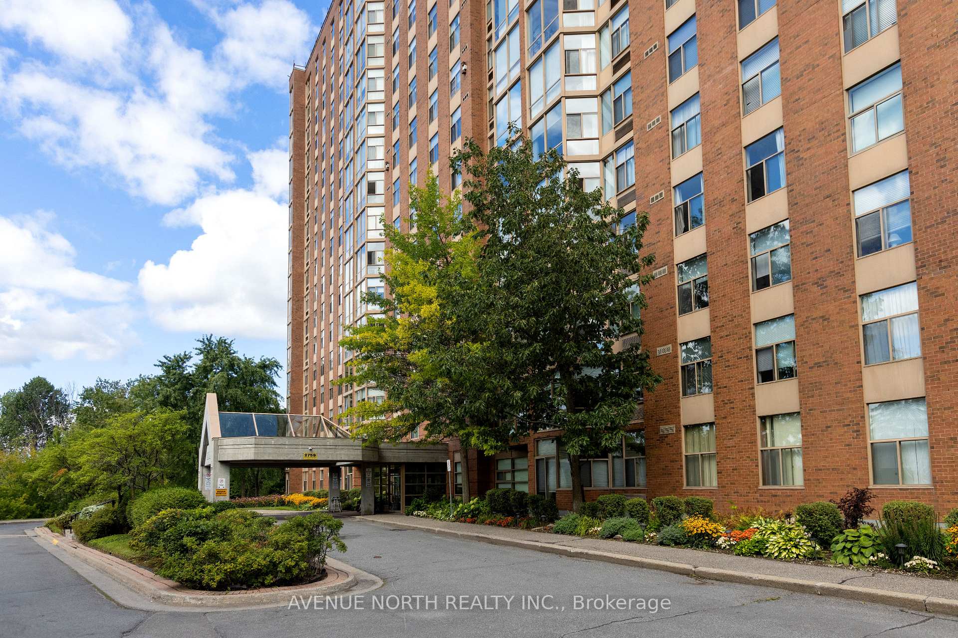 Photo 4 of Unit 408, 2759 Carousel Crescent, Ottawa, Emerald Woods/Sawmill Creek — HOMEH
